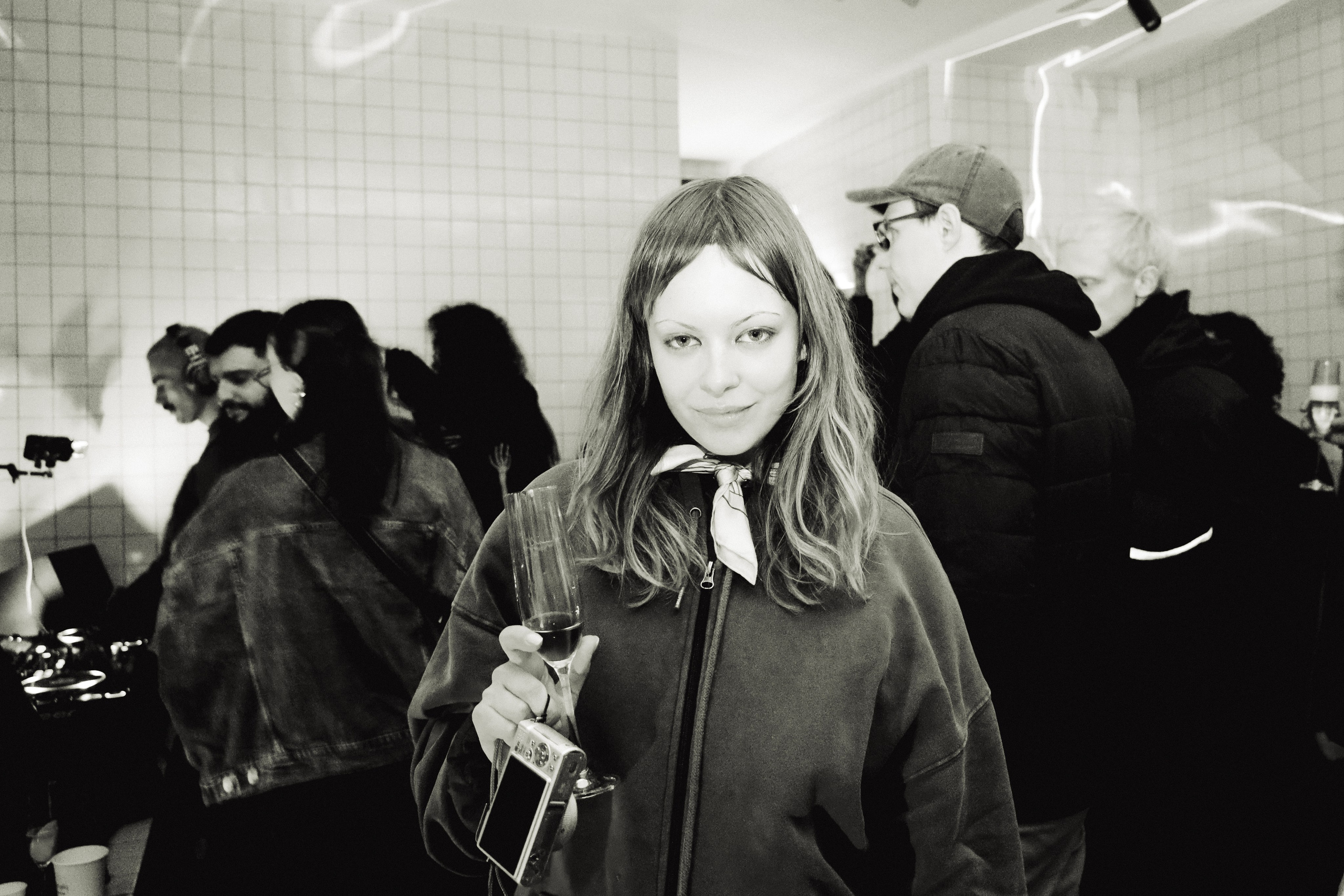 Event reportage (guin salon opening). Asmikiam