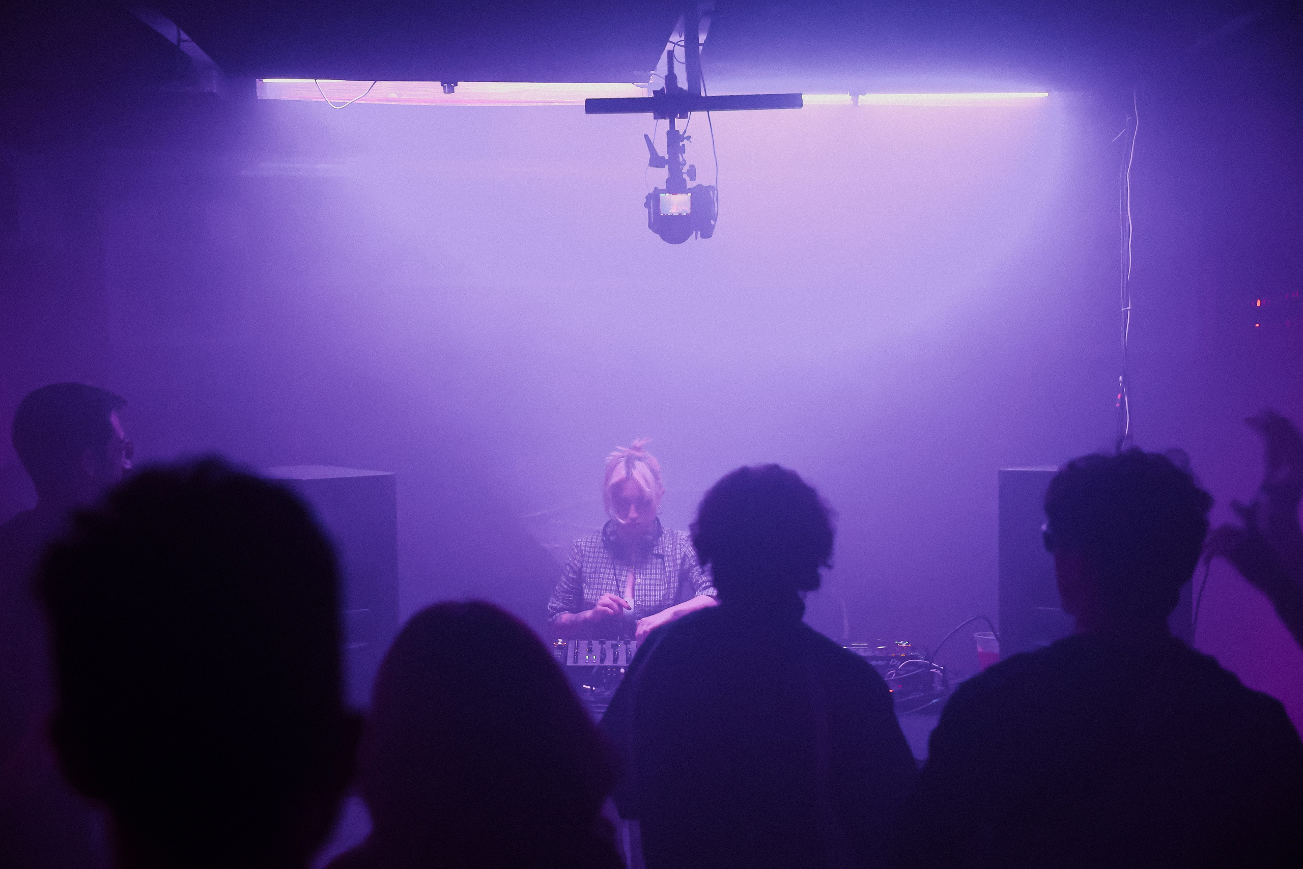 Event reportage (WHATISGOINGON x HOW). Asmikiam