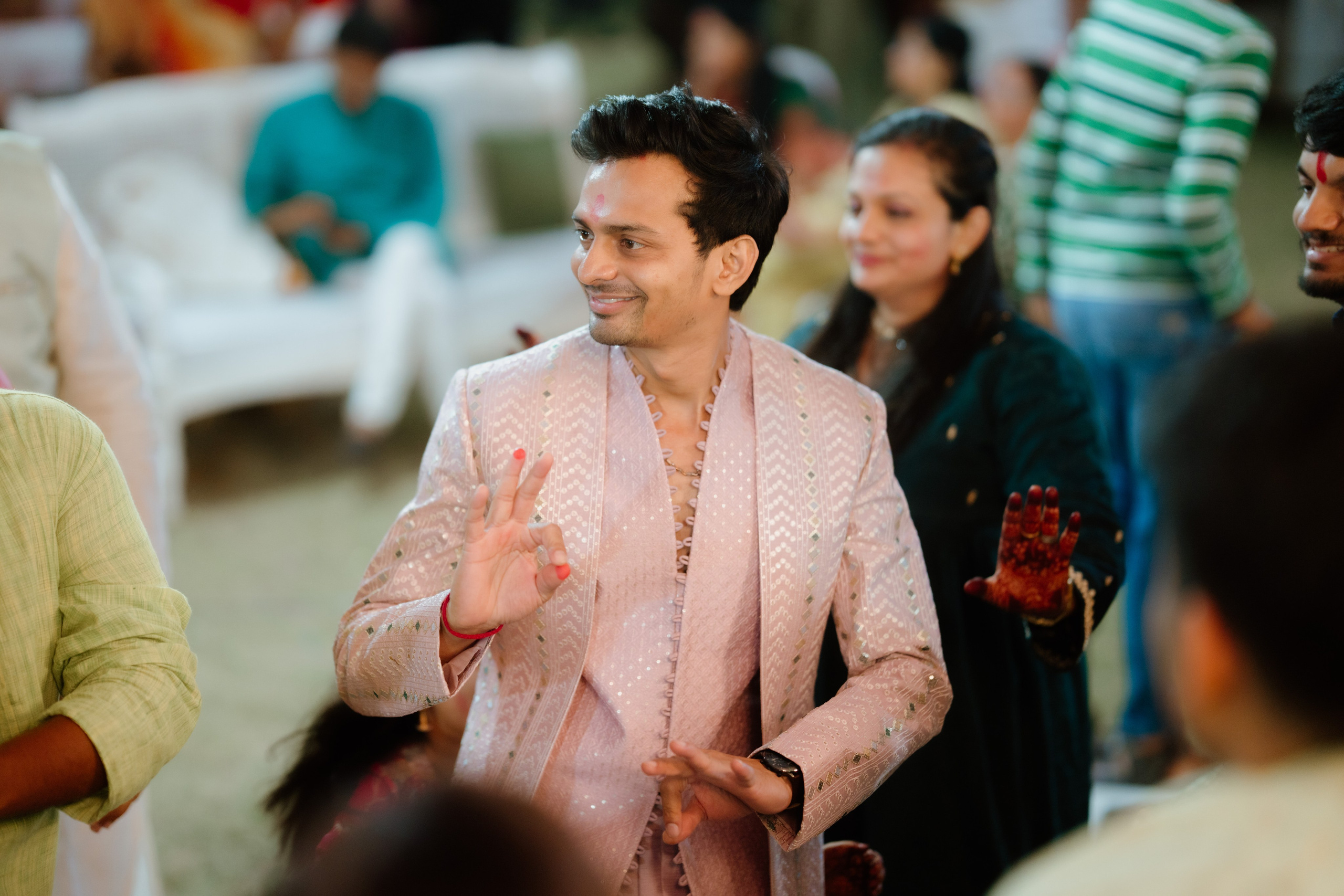 WEDDINGS. Love Emotions Weddings
