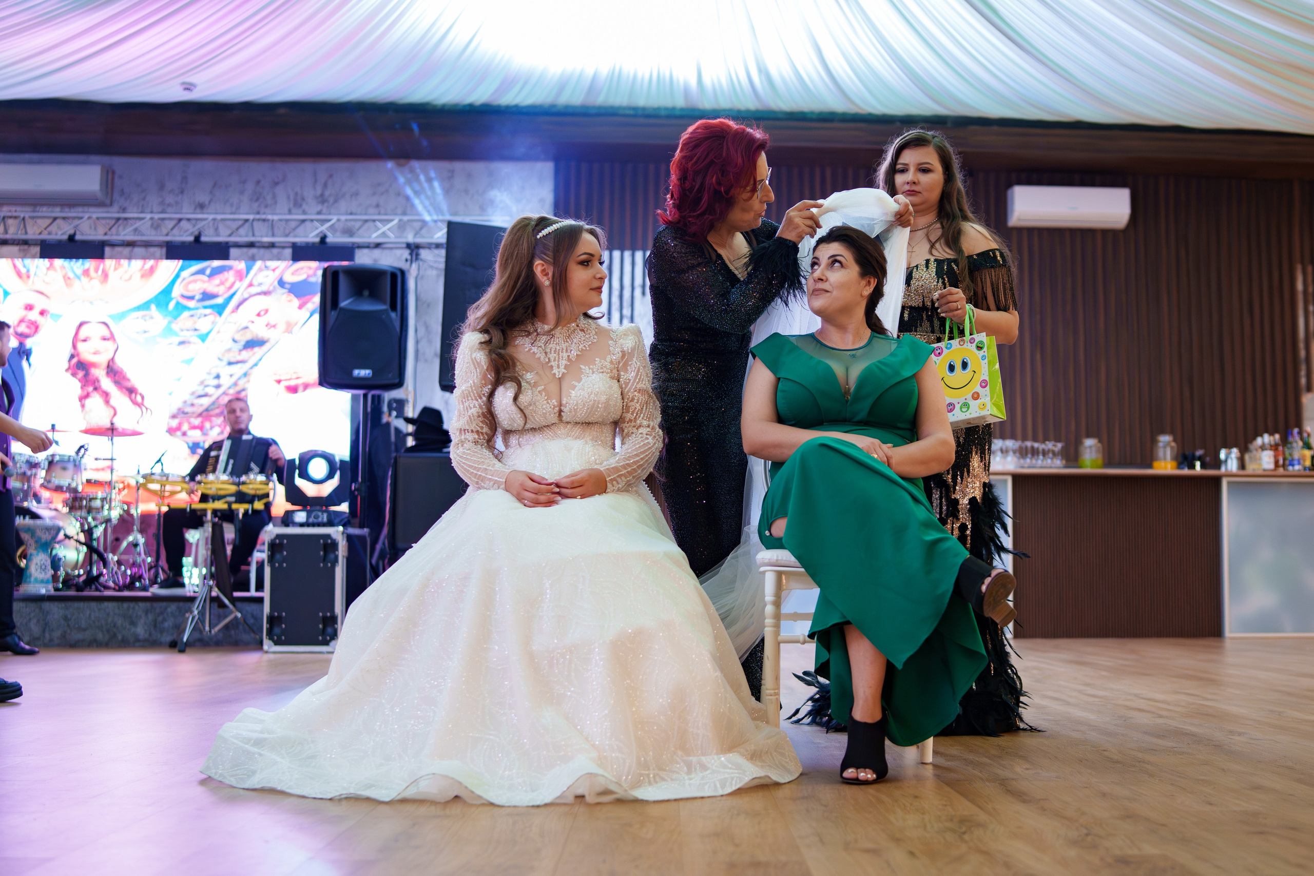 Cosmin & Gabriela. B|P Weddings - Fotograf & Videograf - București||0730017811