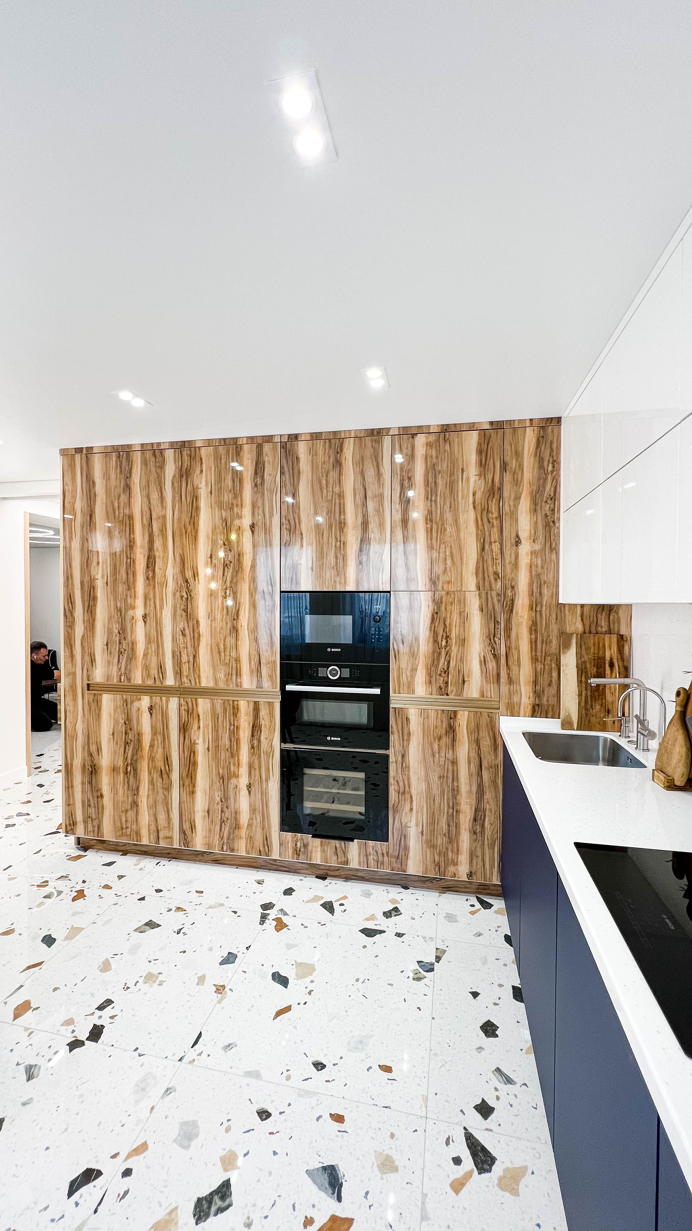 The apartment is in a modern style. Fotograf Dmitrii Donets