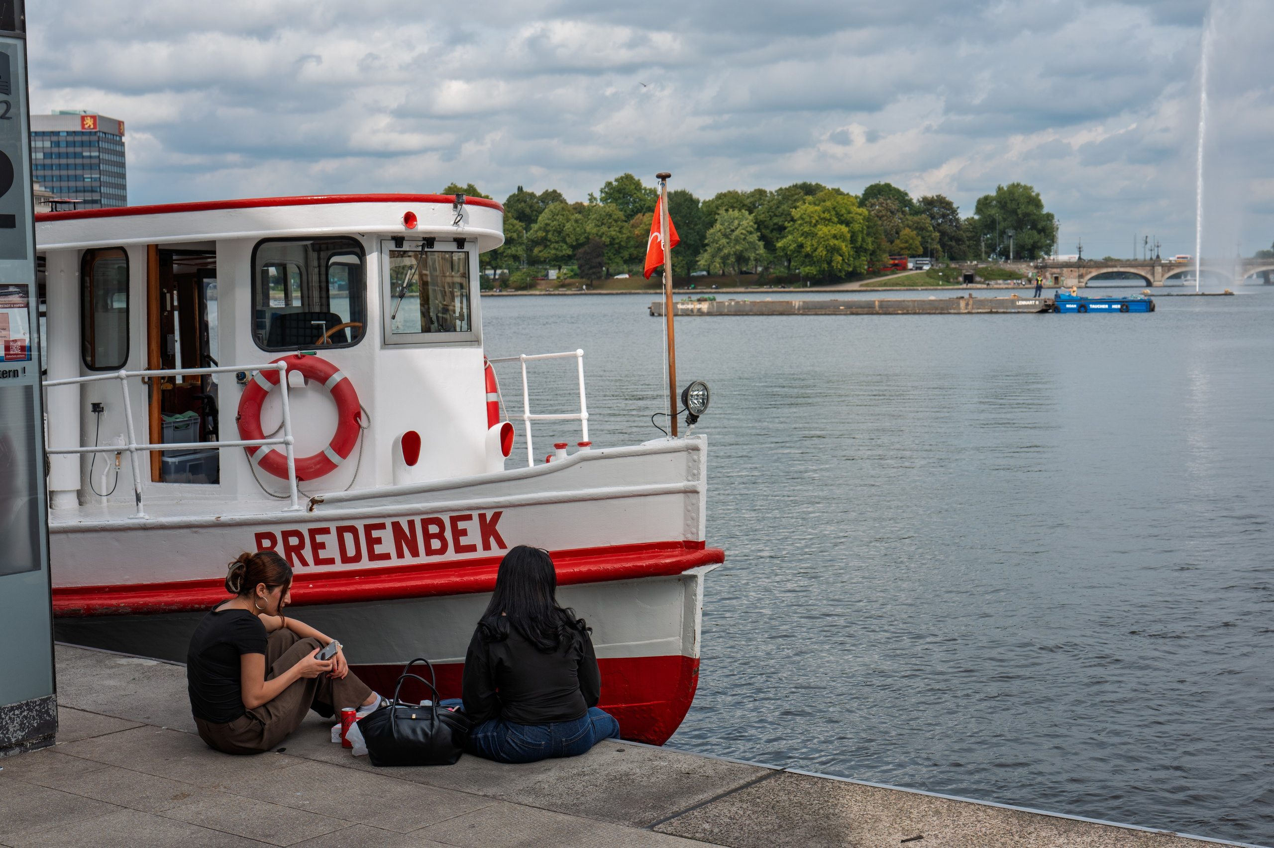 Streets of Hamburg. URBANSTREETFILES.ART