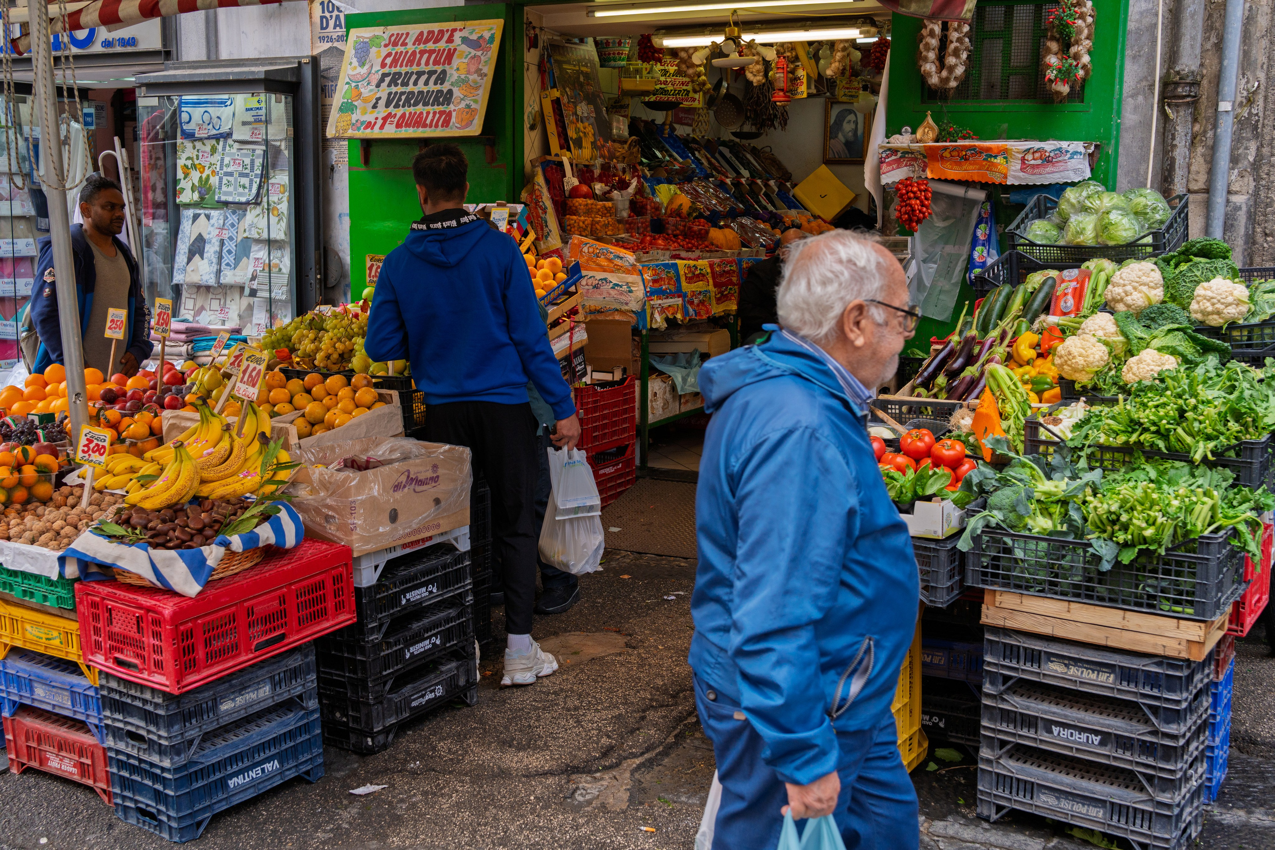 Streets of Naples. URBANSTREETFILES.ART