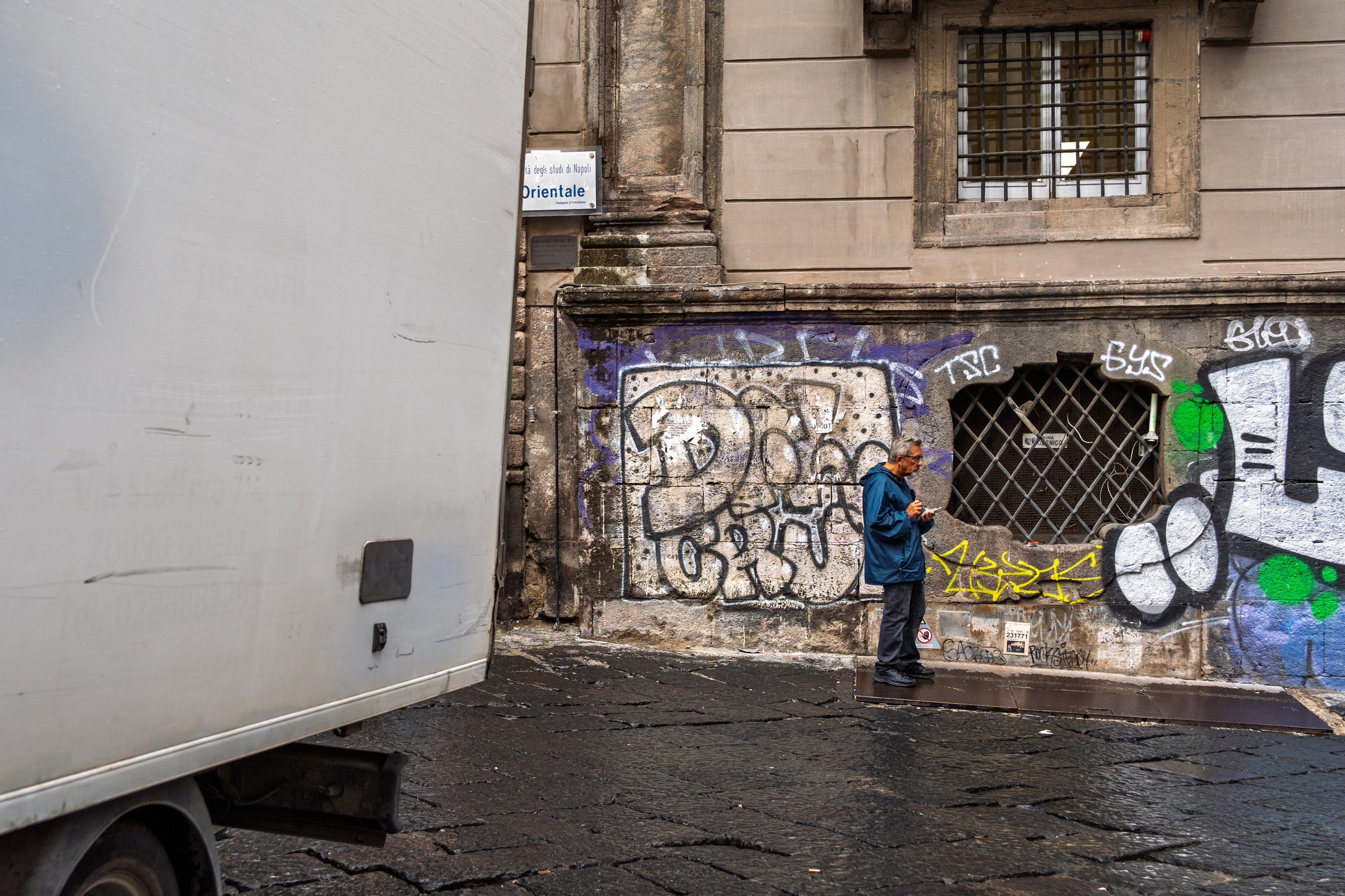 Streets of Naples. URBANSTREETFILES.ART