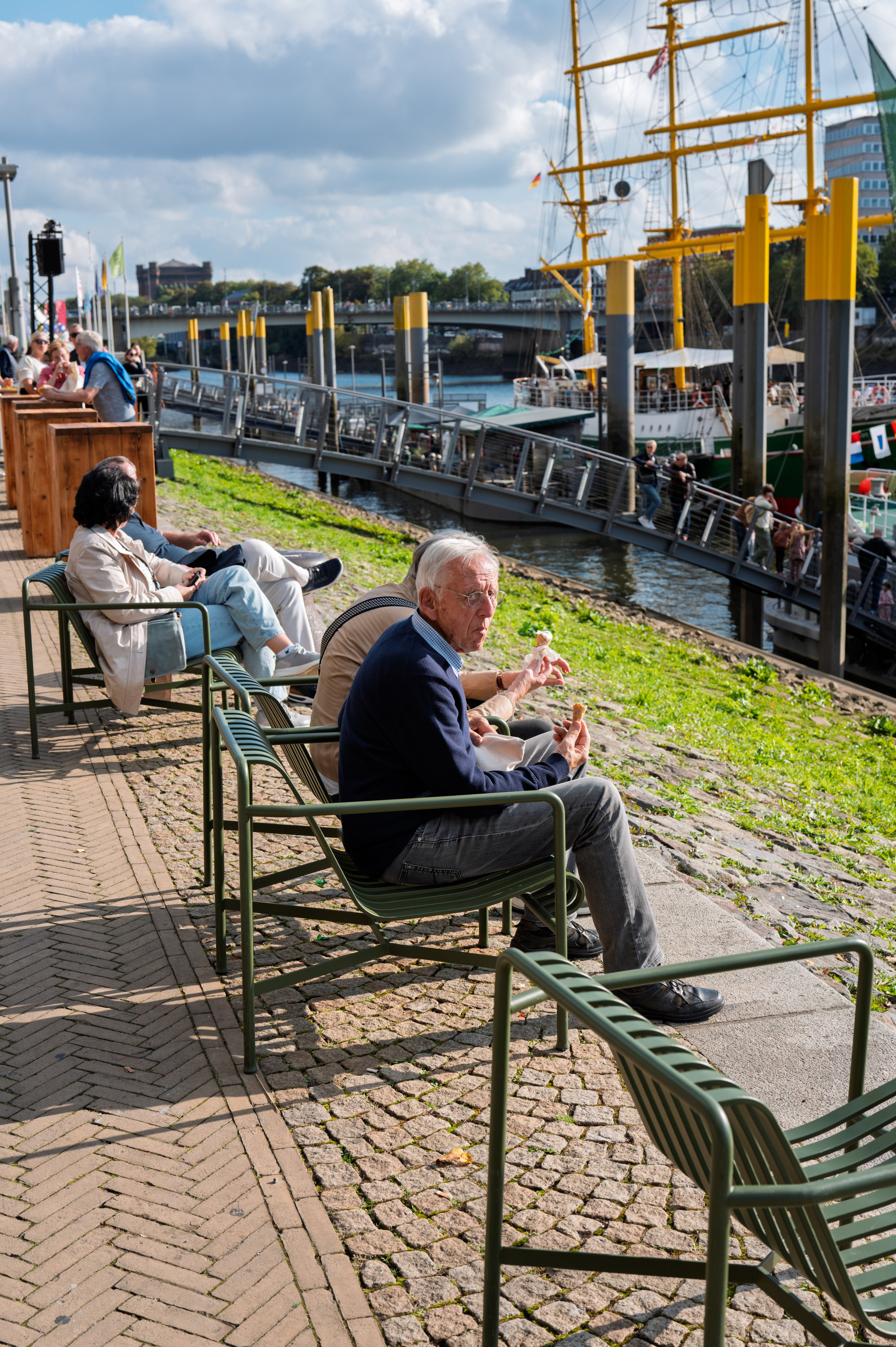 Citizens' Festival for the Day of German Unity in Bremen. URBANSTREETFILES.ART
