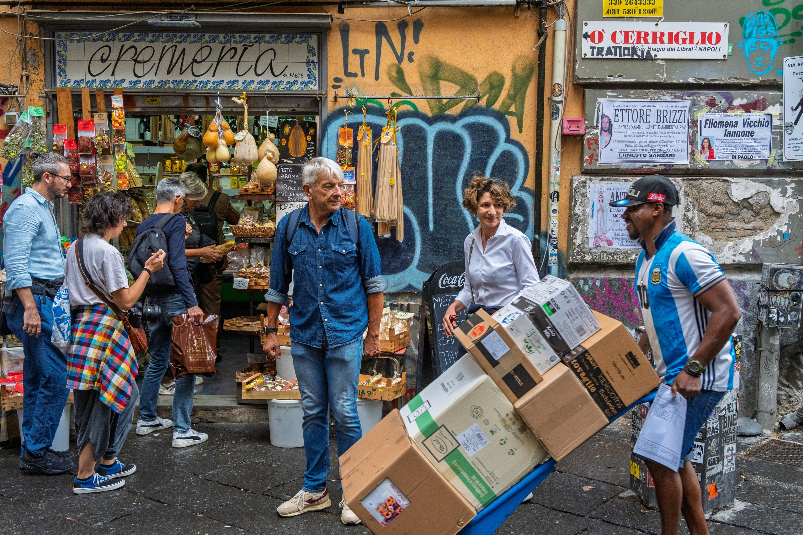 Streets of Naples. URBANSTREETFILES.ART