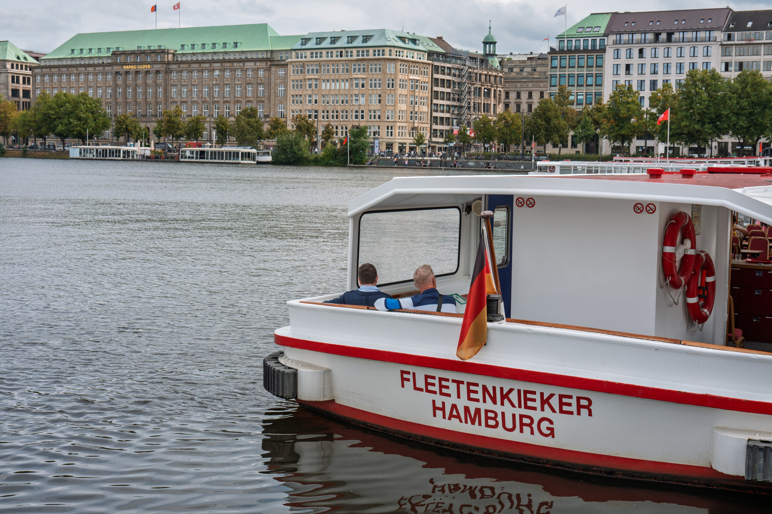 Streets of Hamburg. URBANSTREETFILES.ART