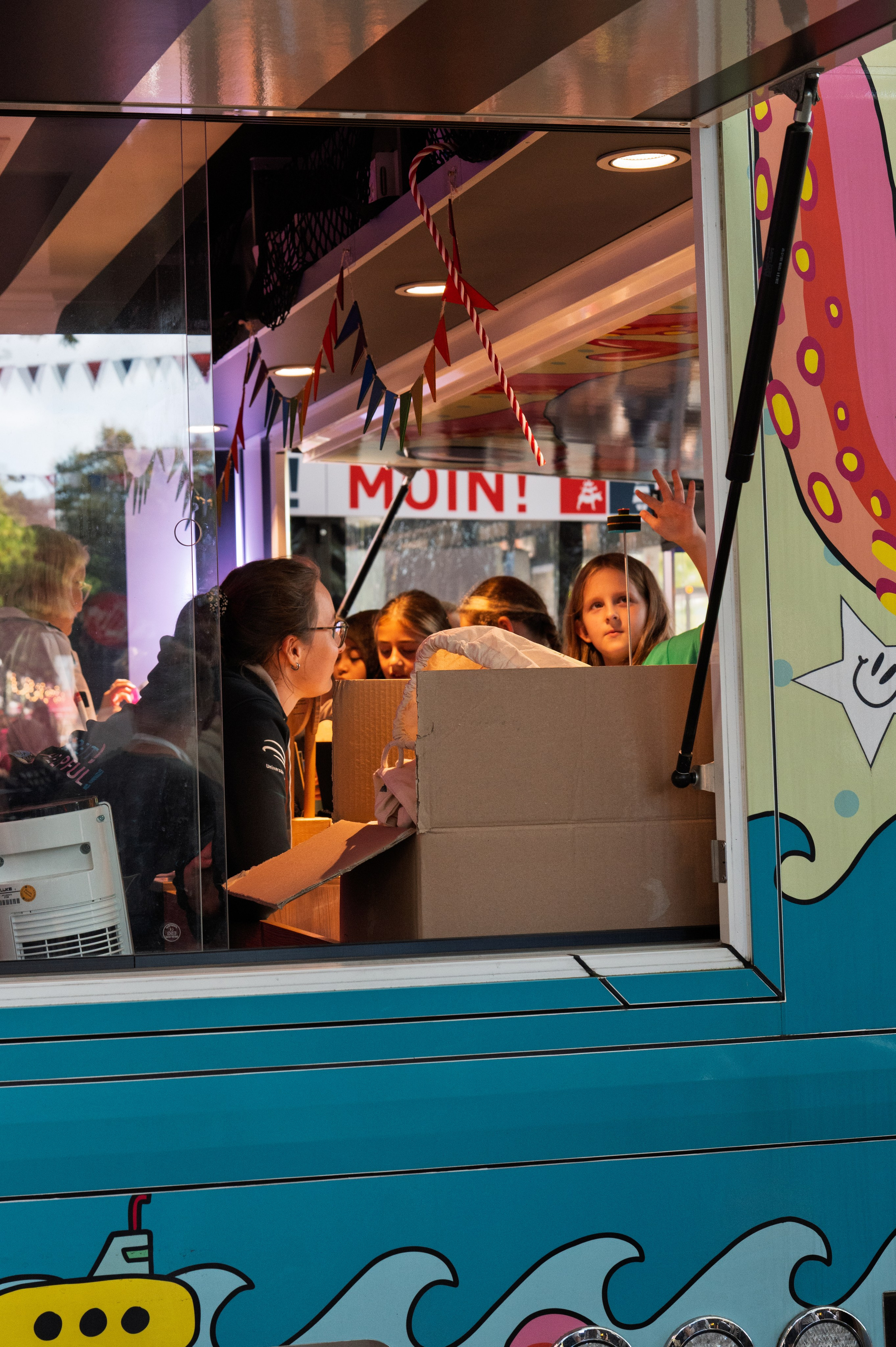 Citizens' Festival for the Day of German Unity in Bremen. URBANSTREETFILES.ART