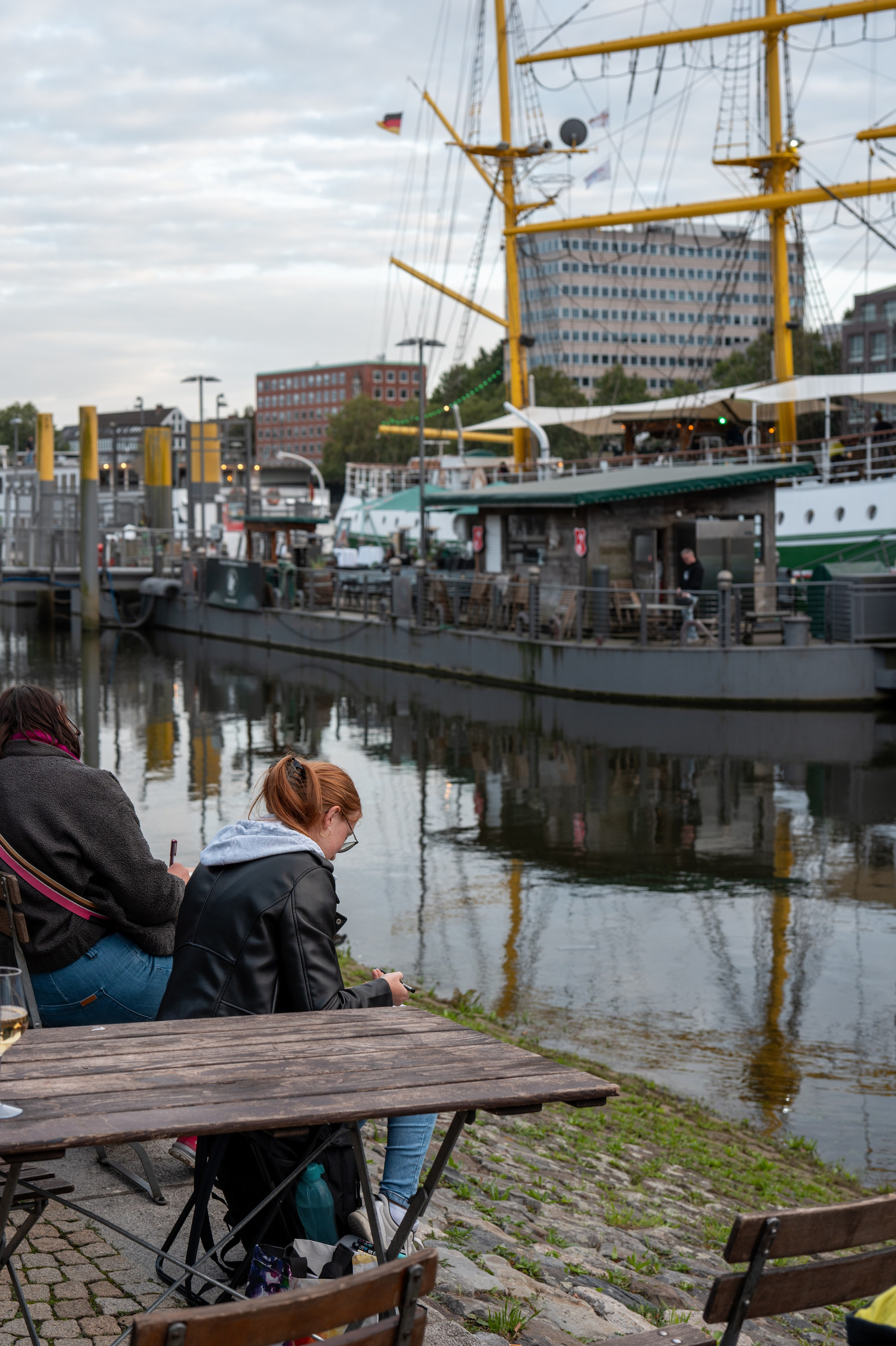 Urban Sketchers, Maritime Week and more Street in Bremen. URBANSTREETFILES.ART