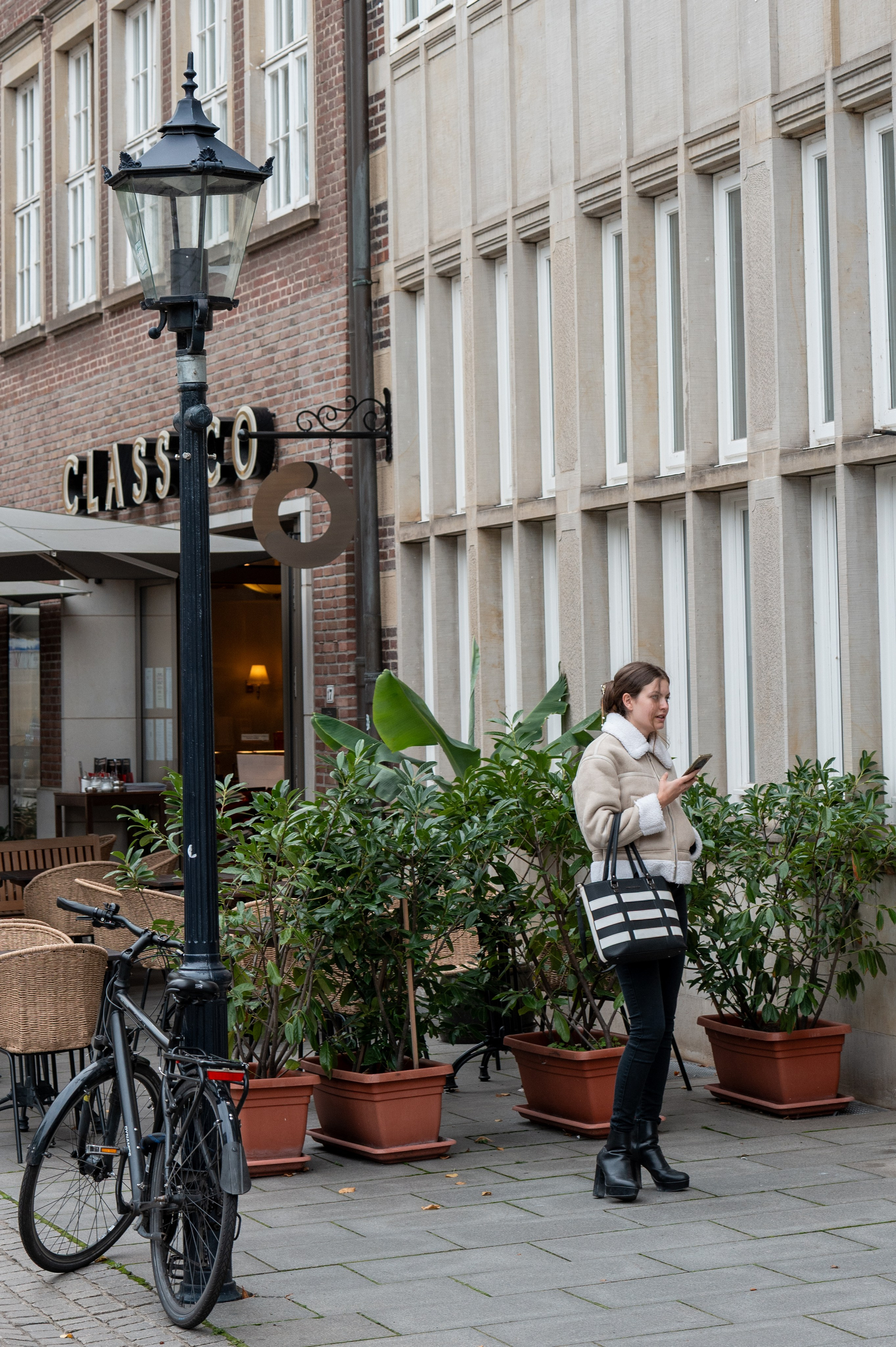 Urban Sketchers, Maritime Week and more Street in Bremen. URBANSTREETFILES.ART