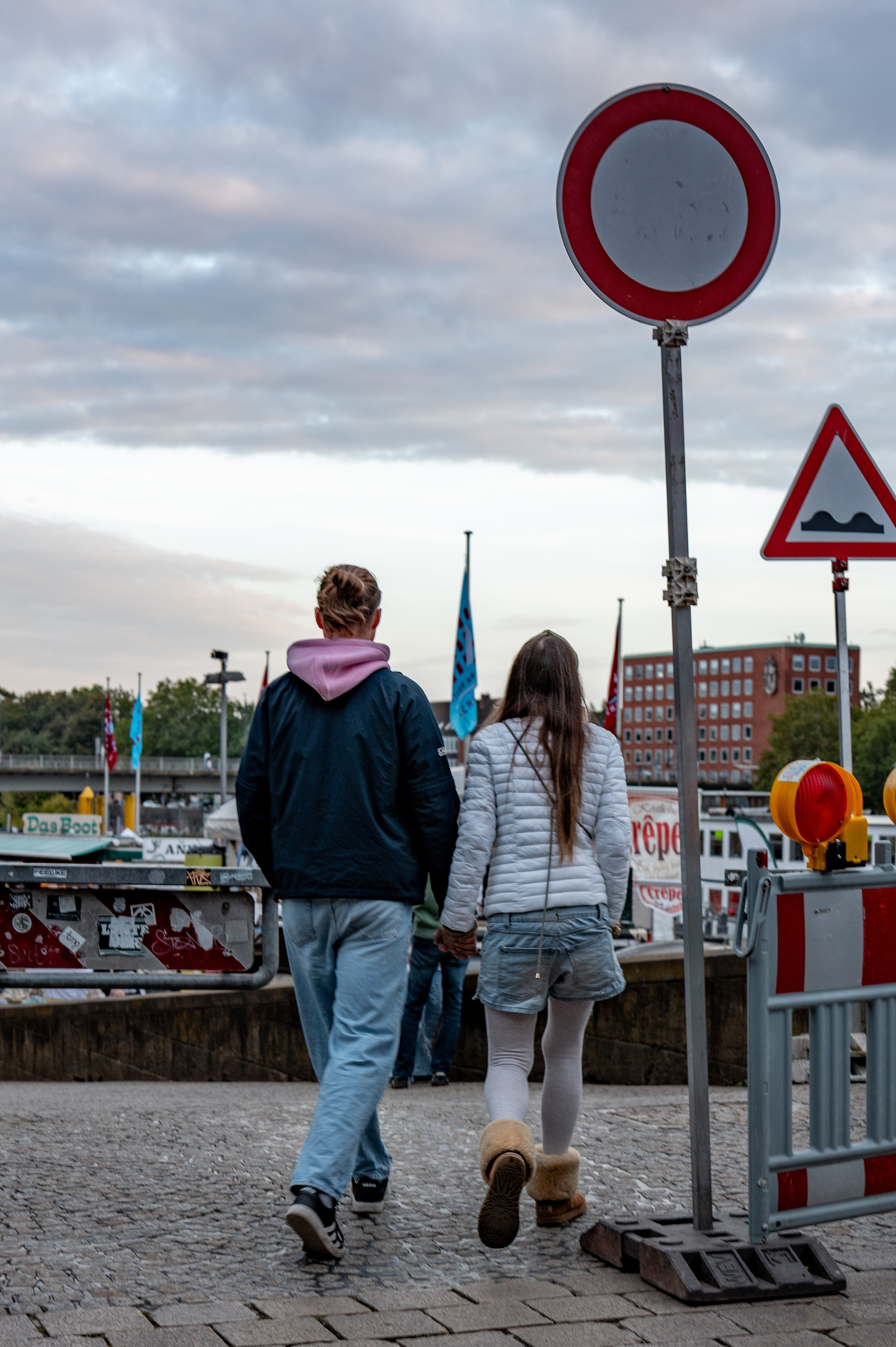 Urban Sketchers, Maritime Week and more Street in Bremen. URBANSTREETFILES.ART