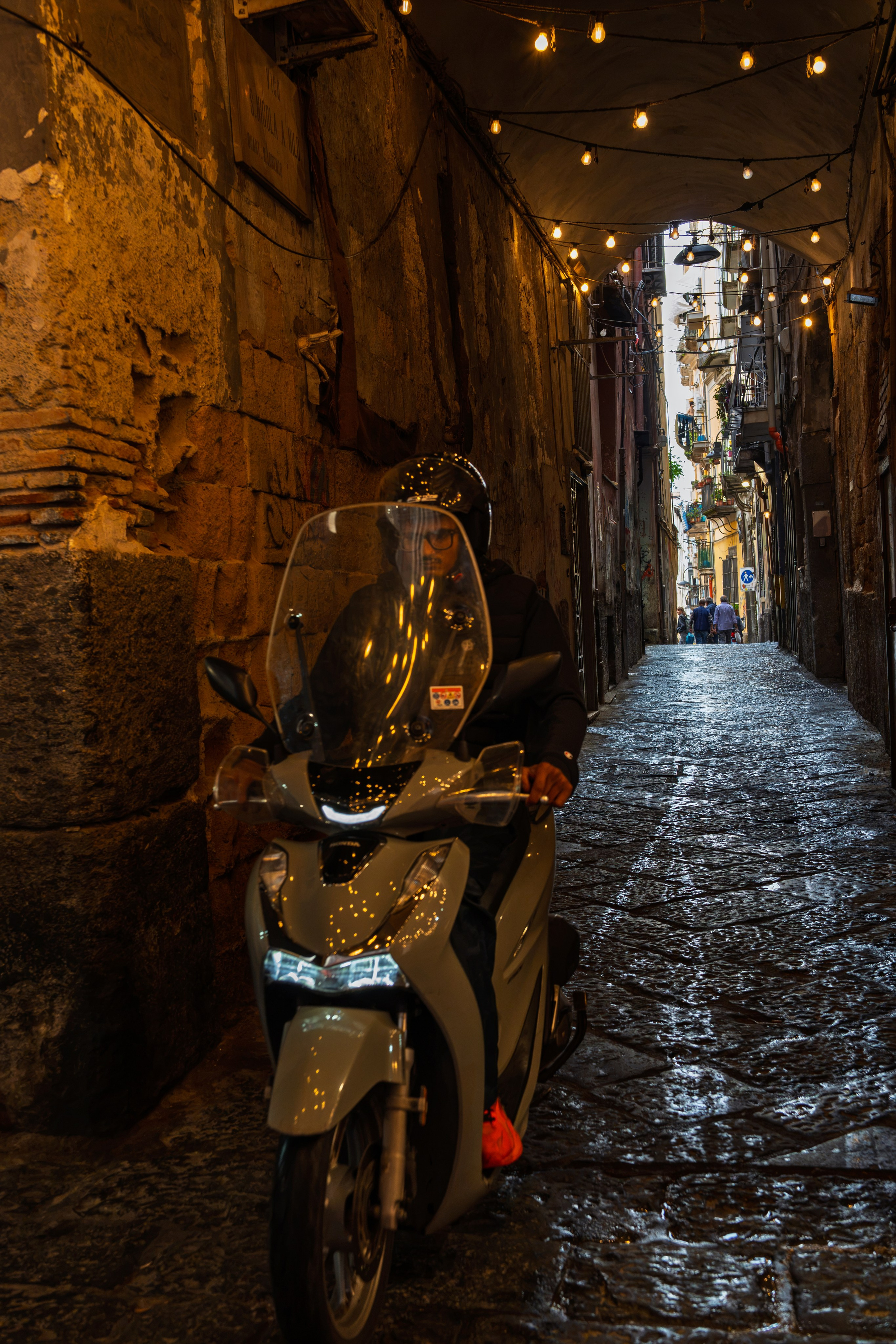 Streets of Naples. URBANSTREETFILES.ART