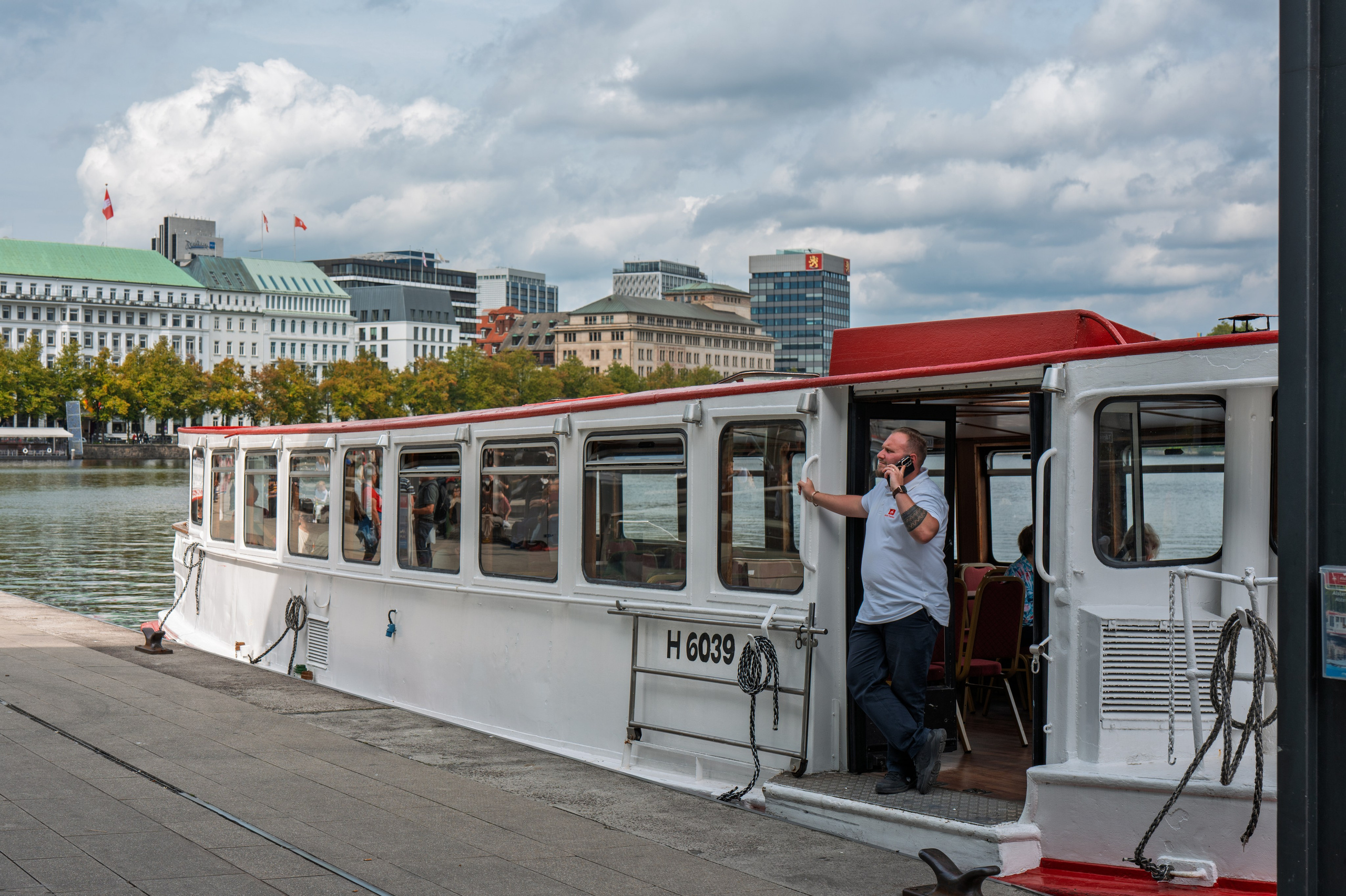 Streets of Hamburg. URBANSTREETFILES.ART