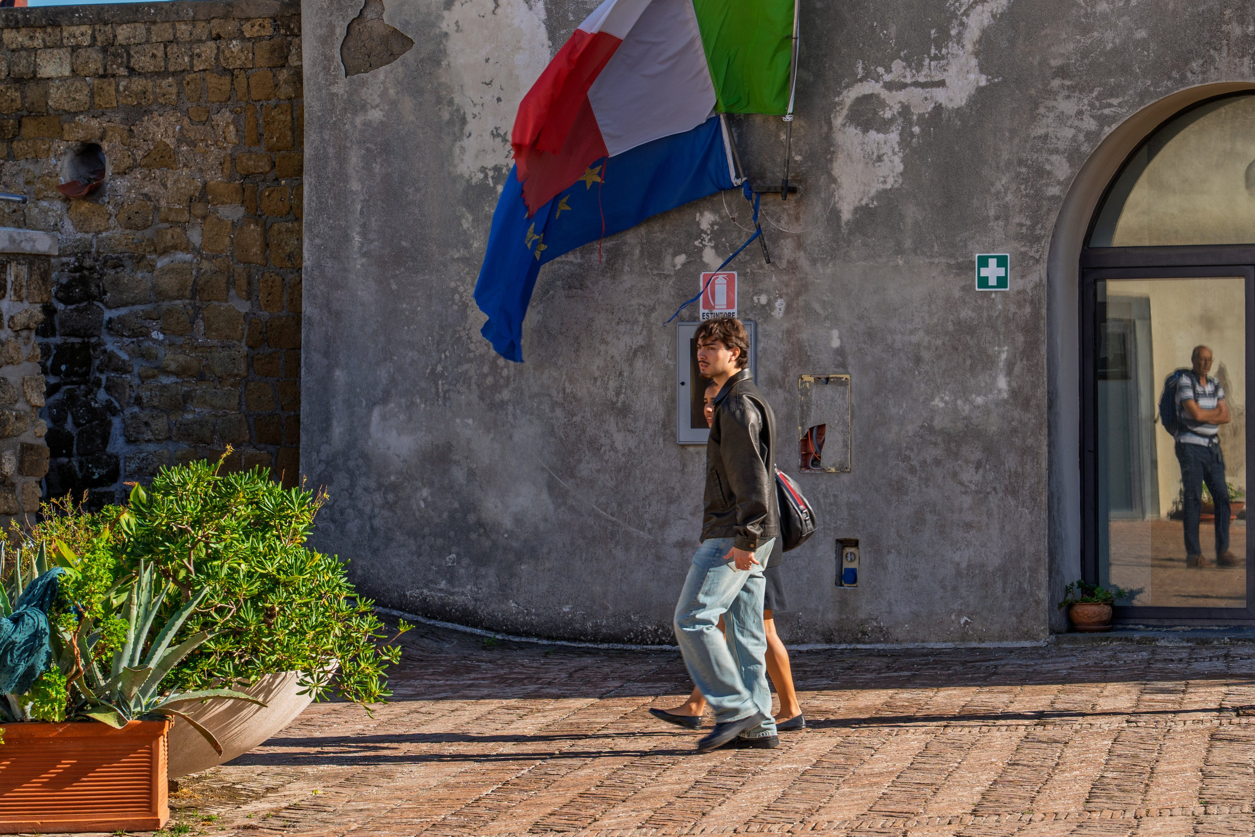 Streets of Naples. URBANSTREETFILES.ART