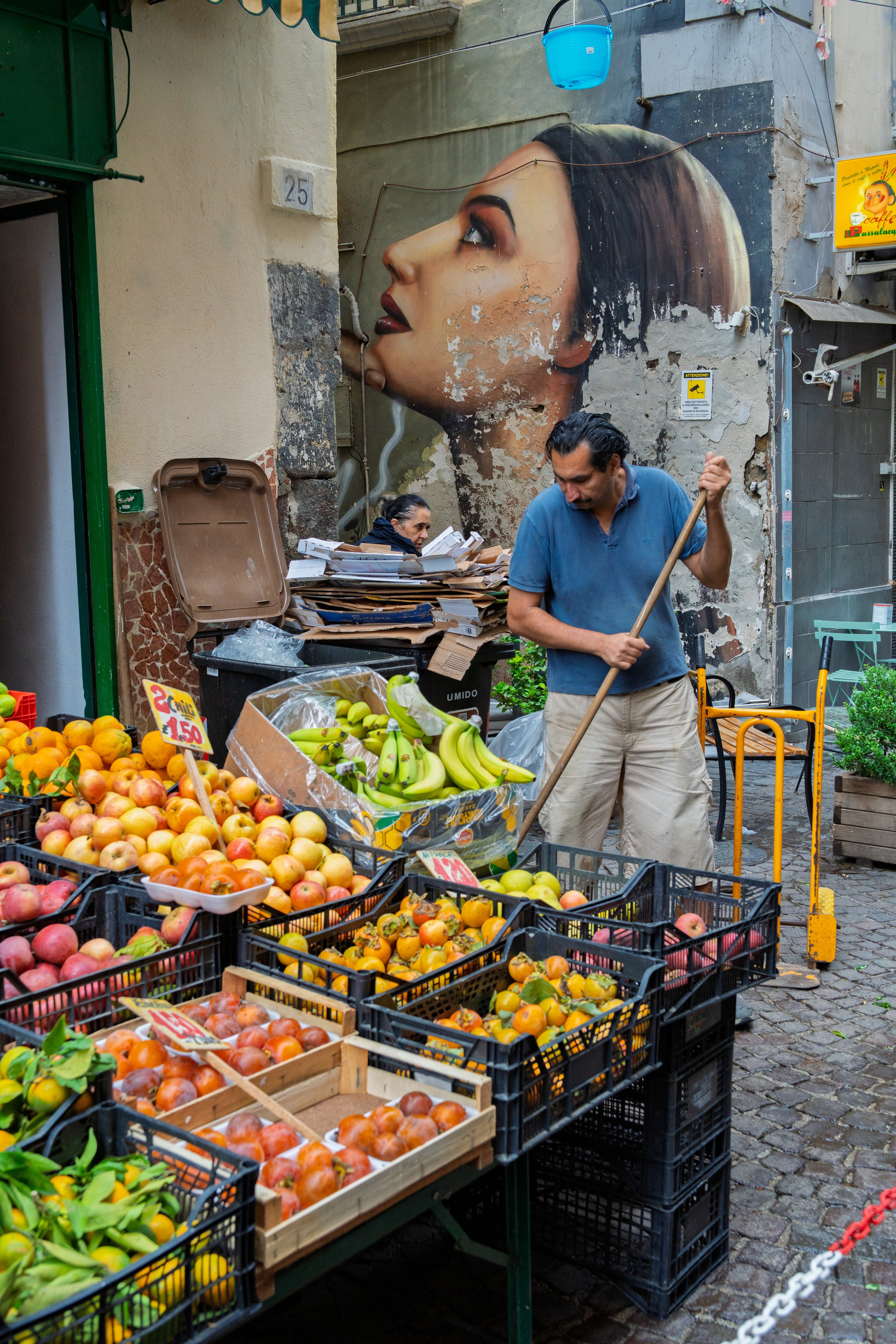 Streets of Naples. URBANSTREETFILES.ART