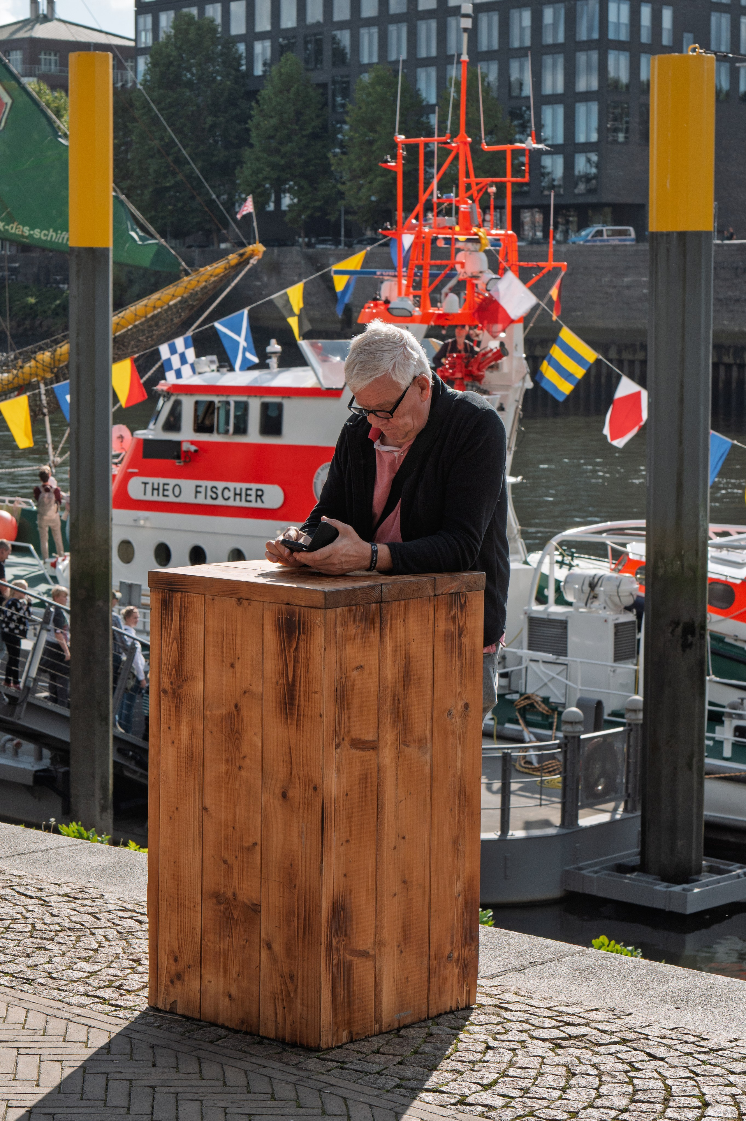 Citizens' Festival for the Day of German Unity in Bremen. URBANSTREETFILES.ART