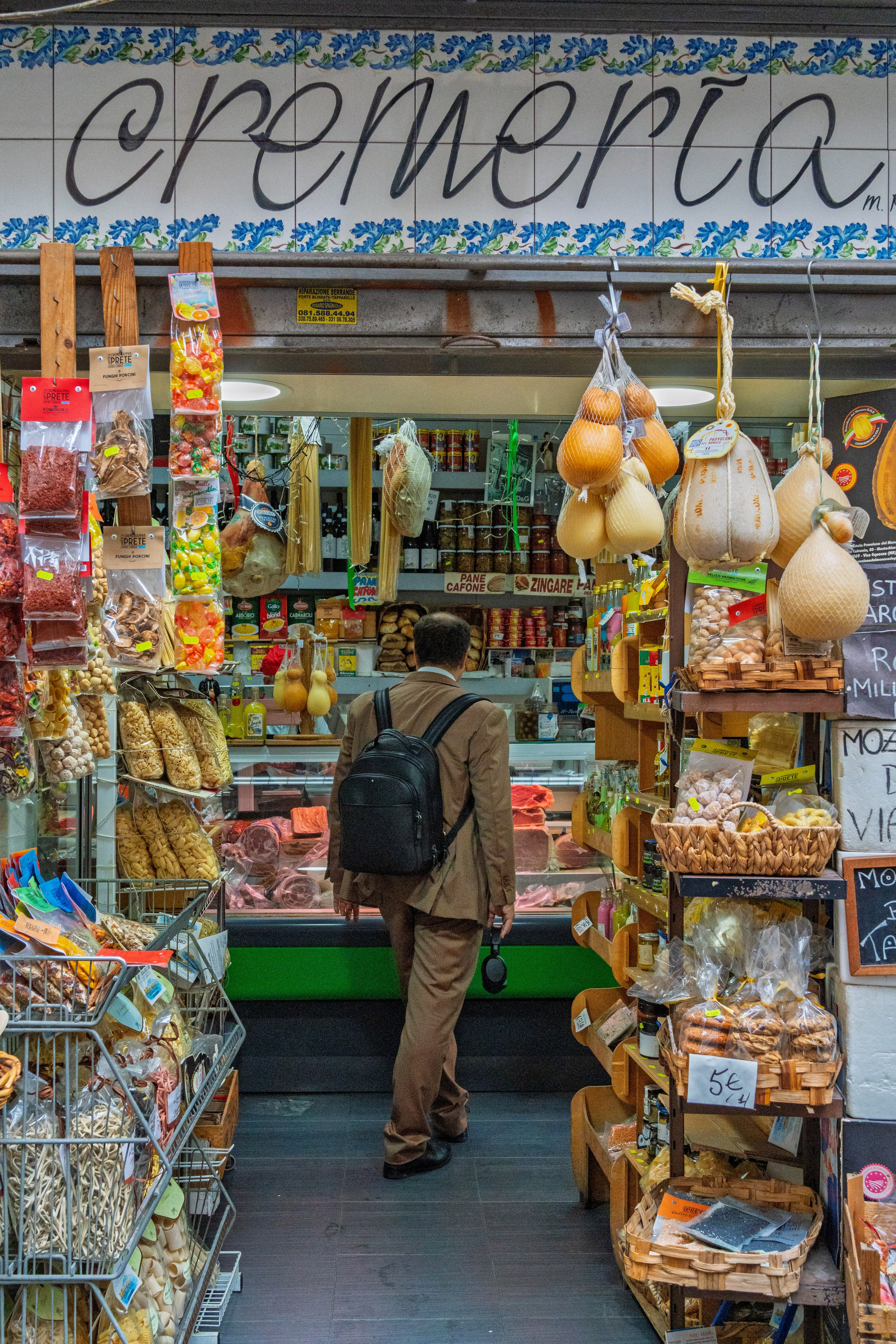 Streets of Naples. URBANSTREETFILES.ART