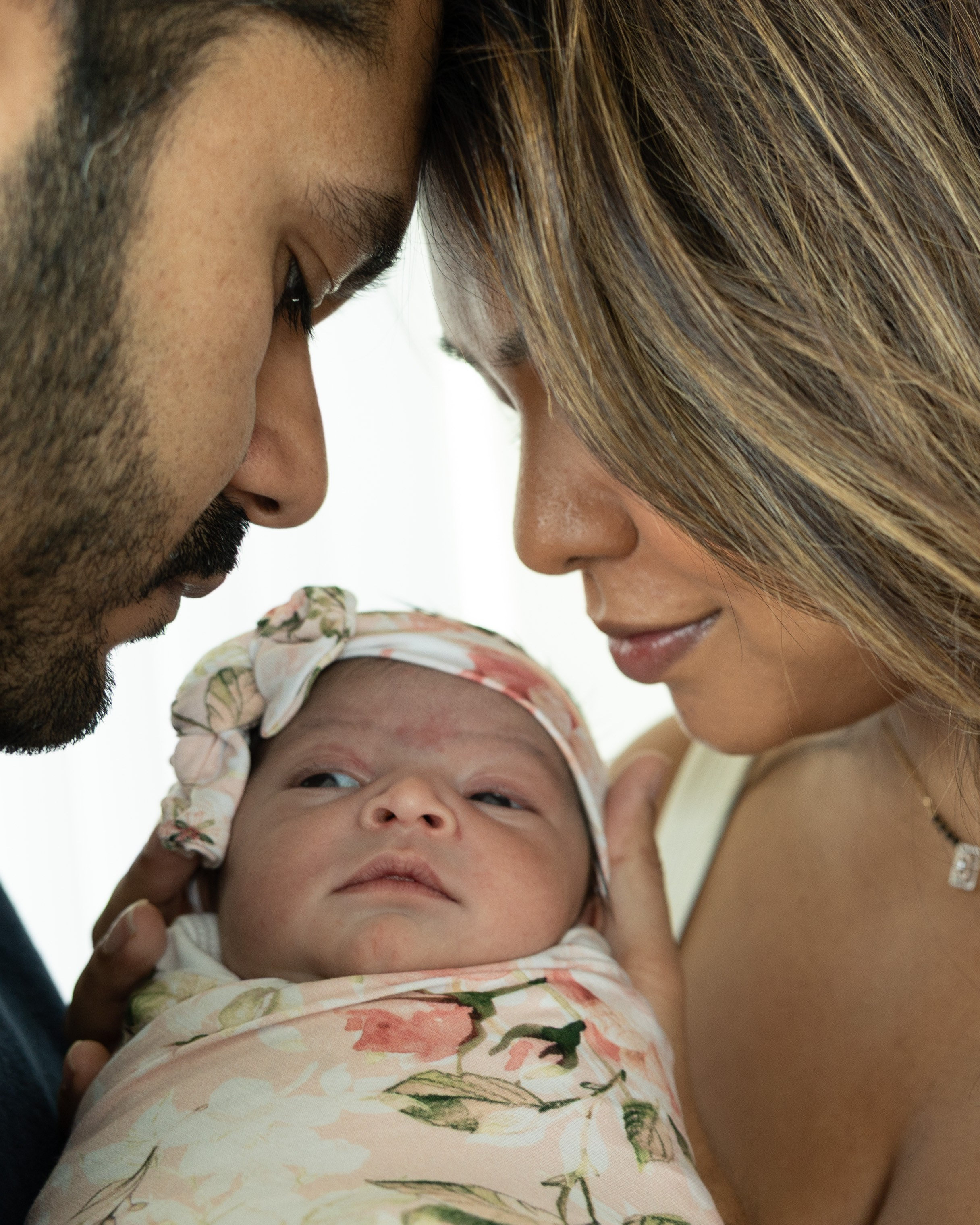 In Your Arms. Family, lifestyle, and commercial photography in New York and New Jersey