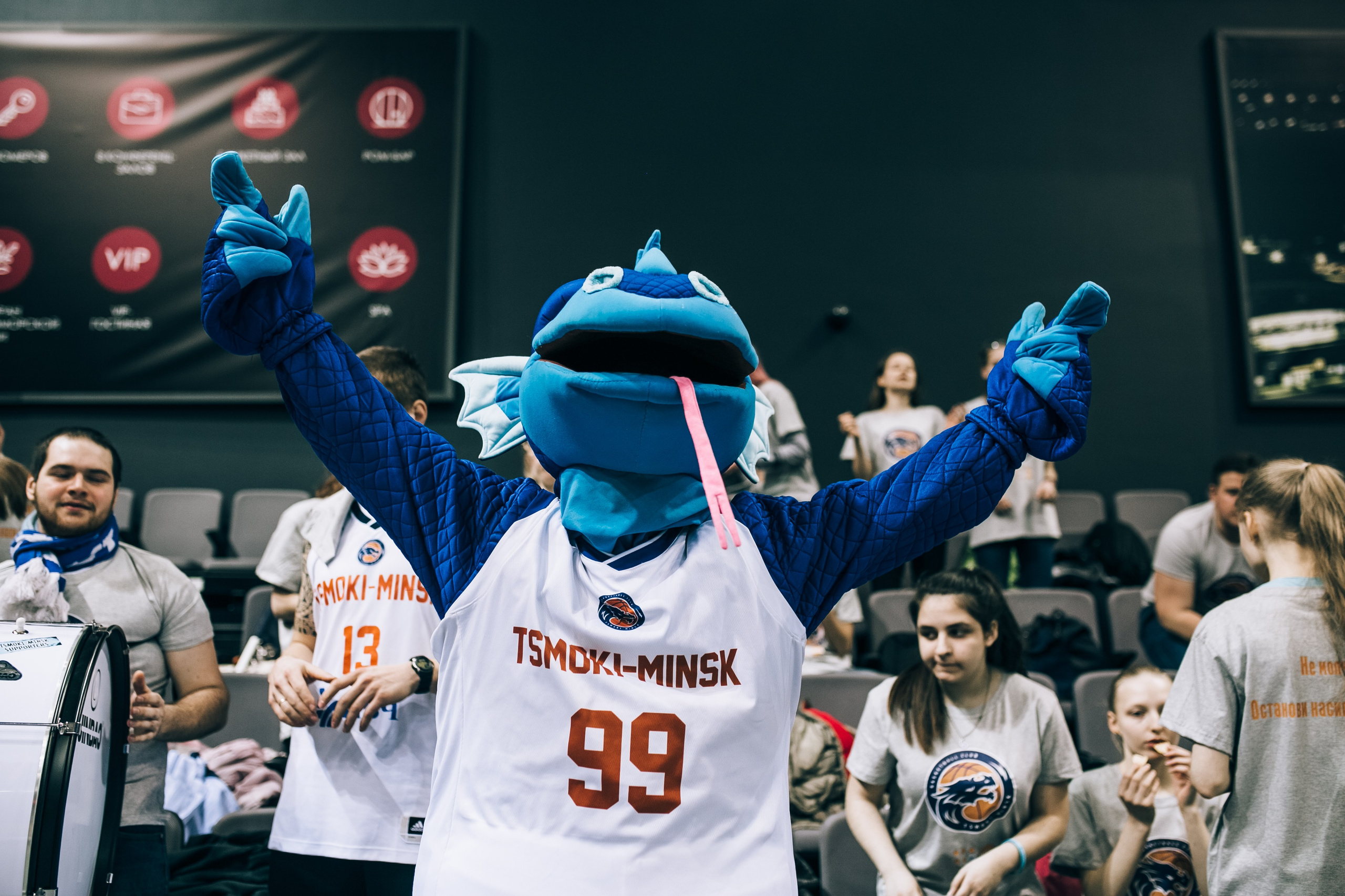 Basketball game Tsmoki-Minsk — Lokomotiv. Destination Wedding photographer Italy, France, Germany, Spain, Poland Oleg Zaicev