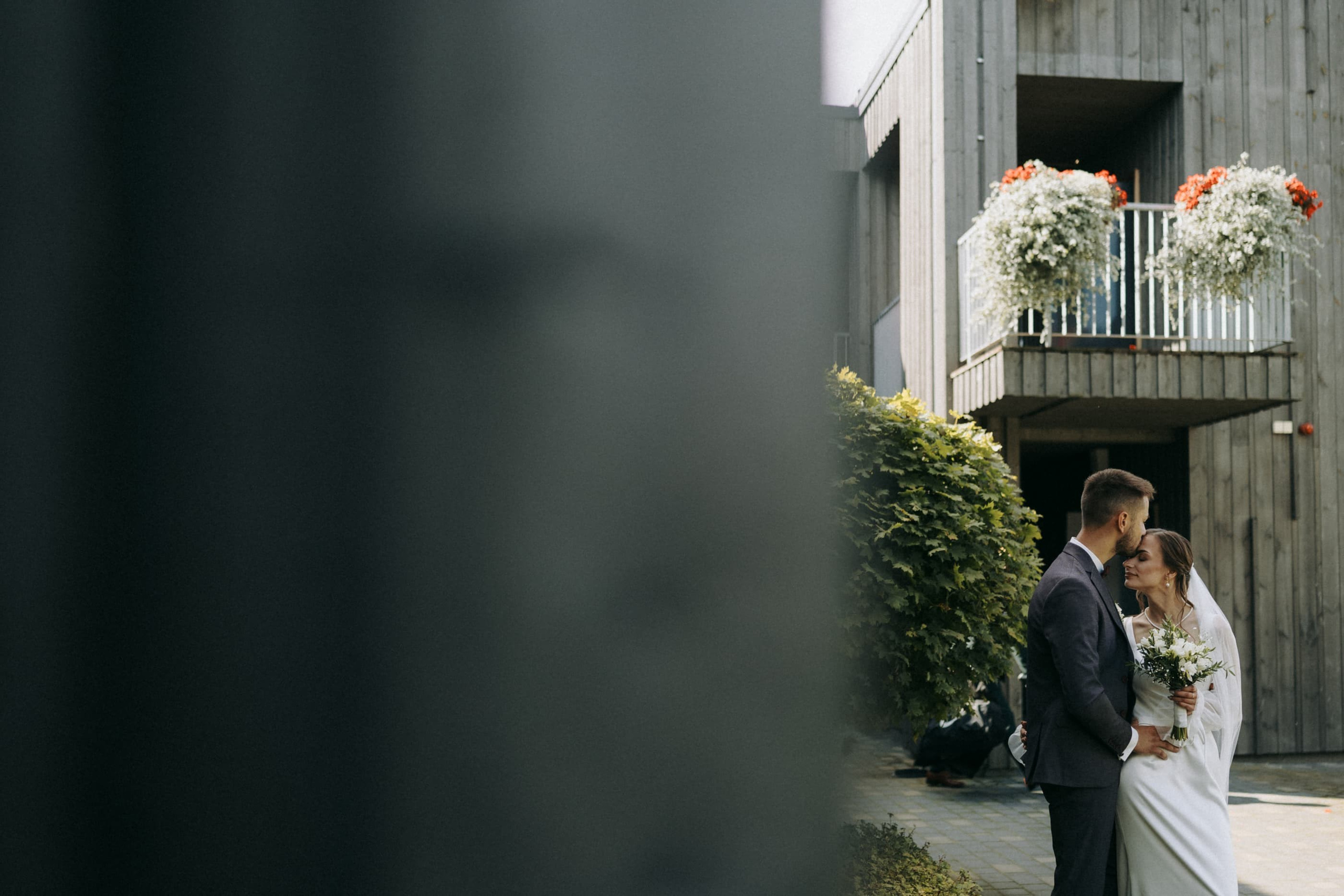 Kristīne & Artis: Romantisks kāzu stāsts Bauskas apkaimē. Fotogrāfs kāzām, ģimenēm un dažādiem pasākumiem