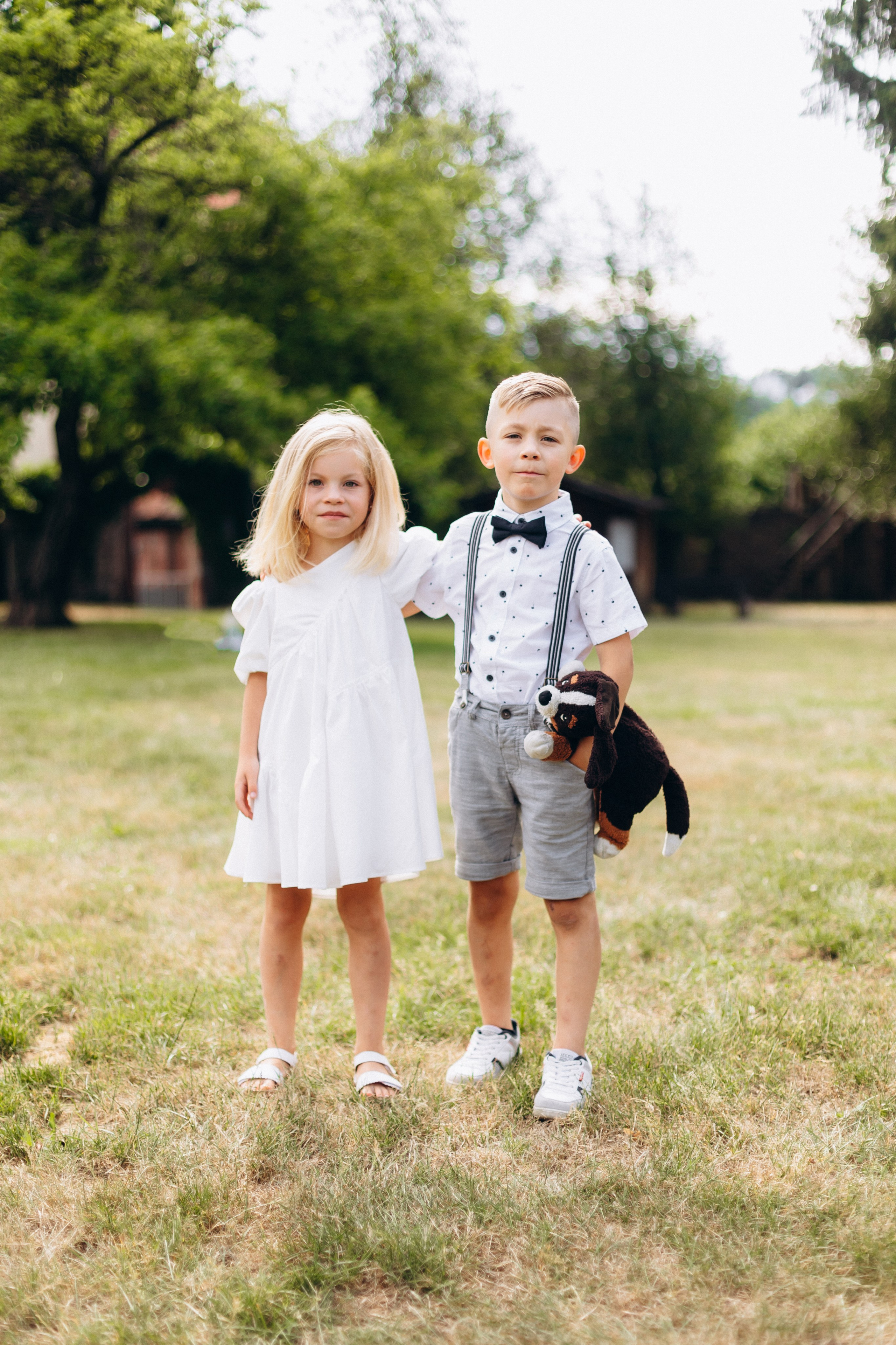 Pretty Family. Wedding and Family Photograph