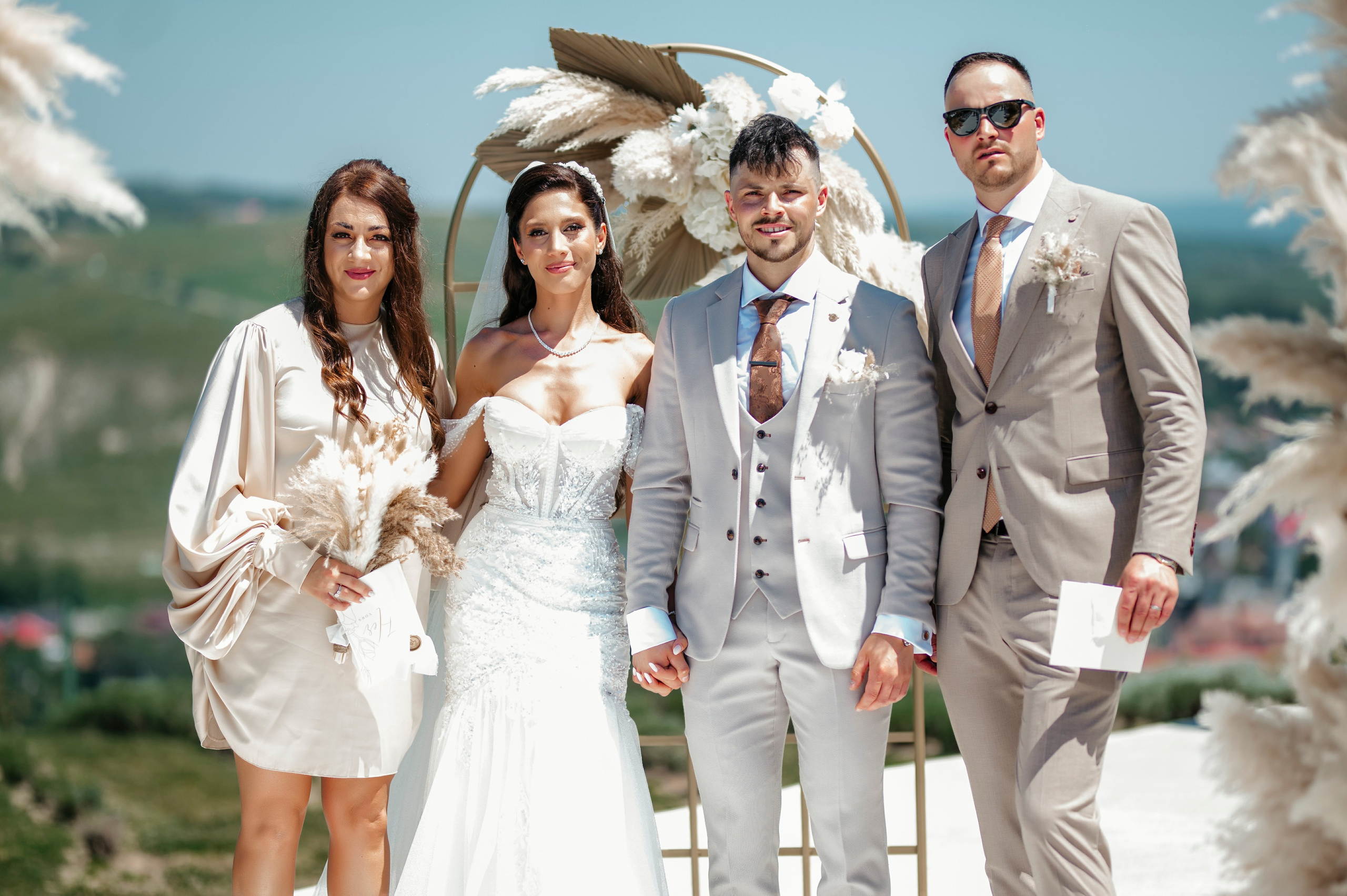 Larisa & Cosmin. Fotograf si Videograf | Nuntă-Botez