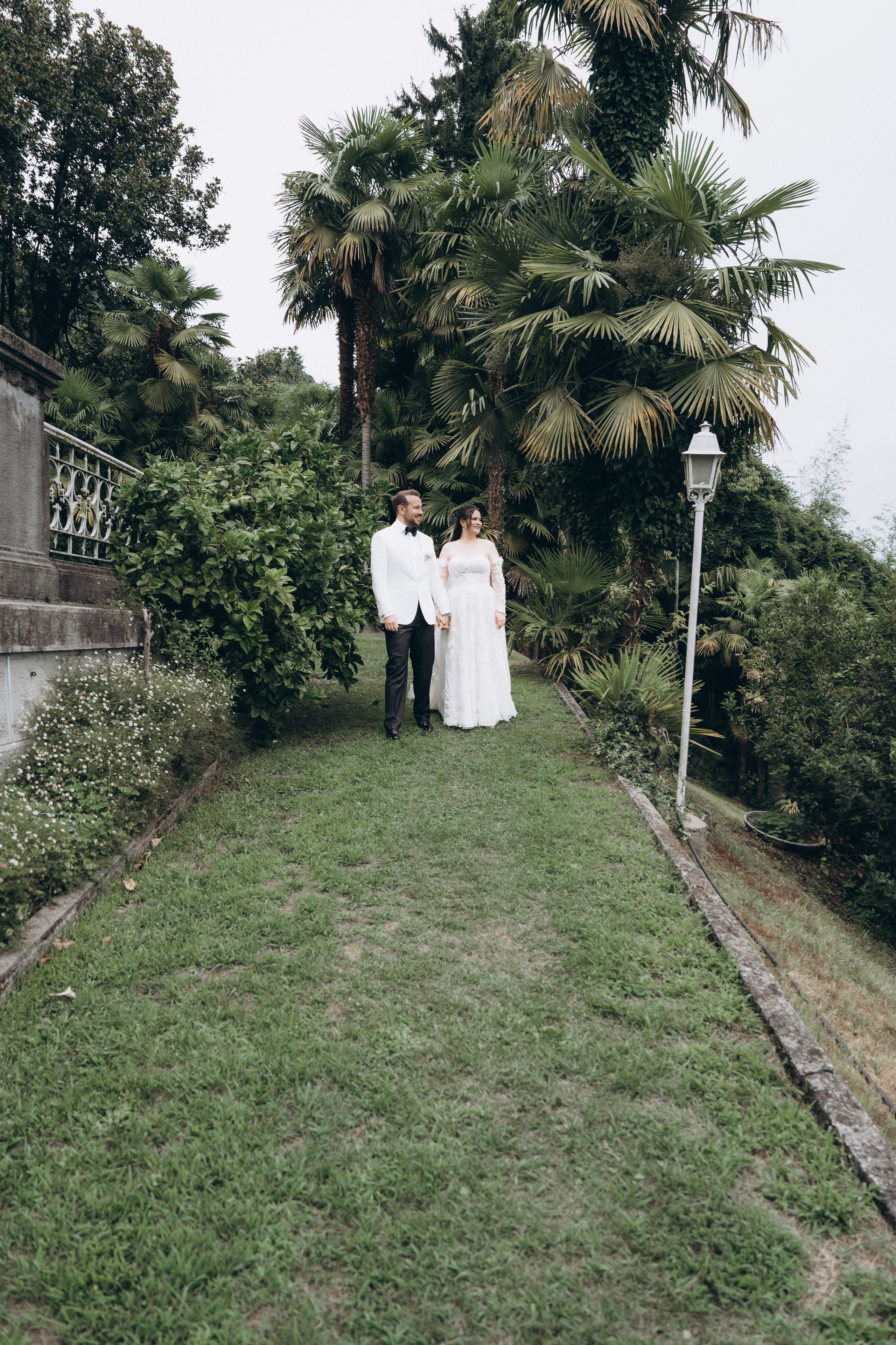 LAURA AND DOMENIK_LAKE MAGGIORE. PHOTOGRAPHER IN ITALY