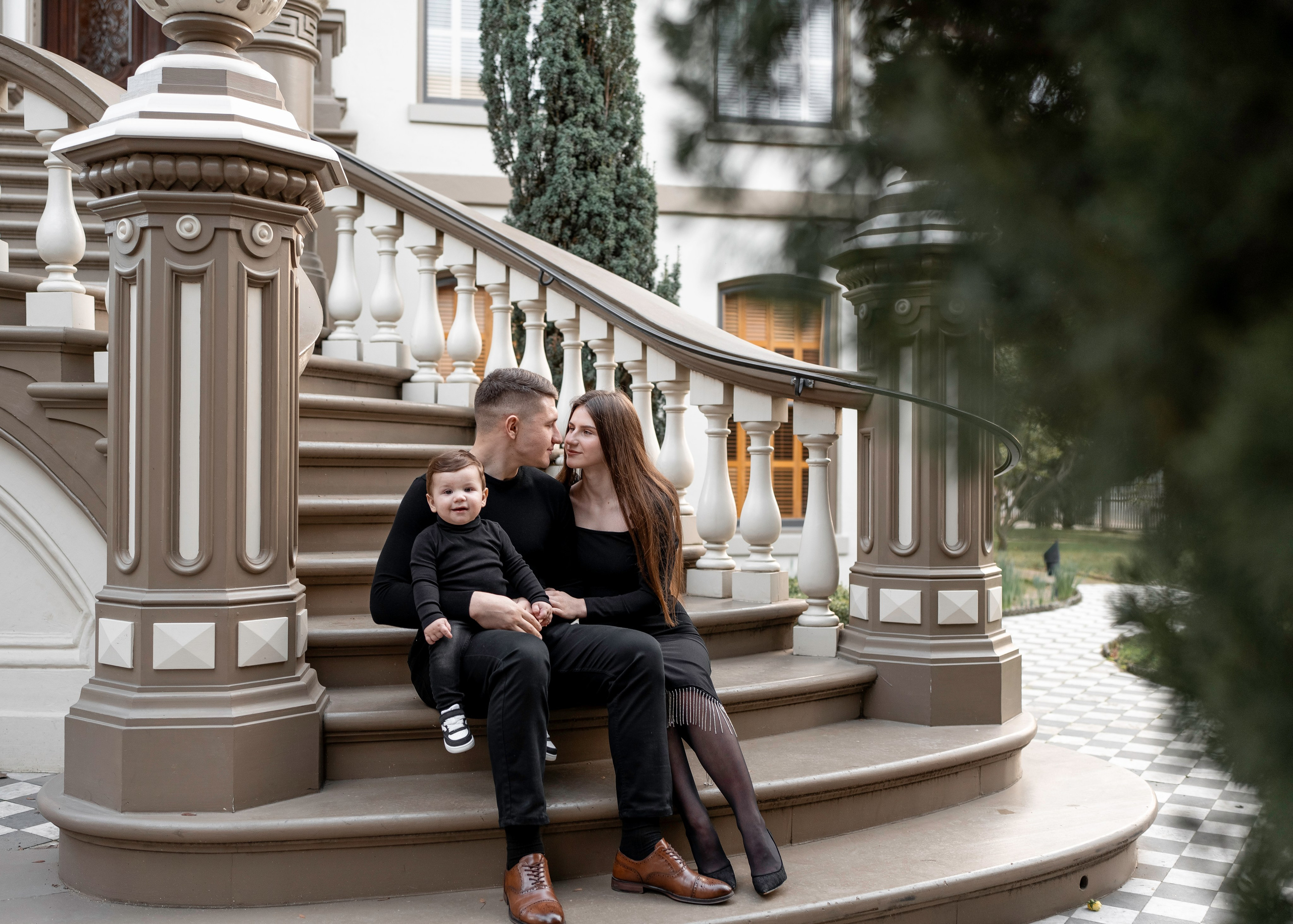 Artem, Nadia & Elisha. Family photographer in Sacramento | Sofia Pavenko