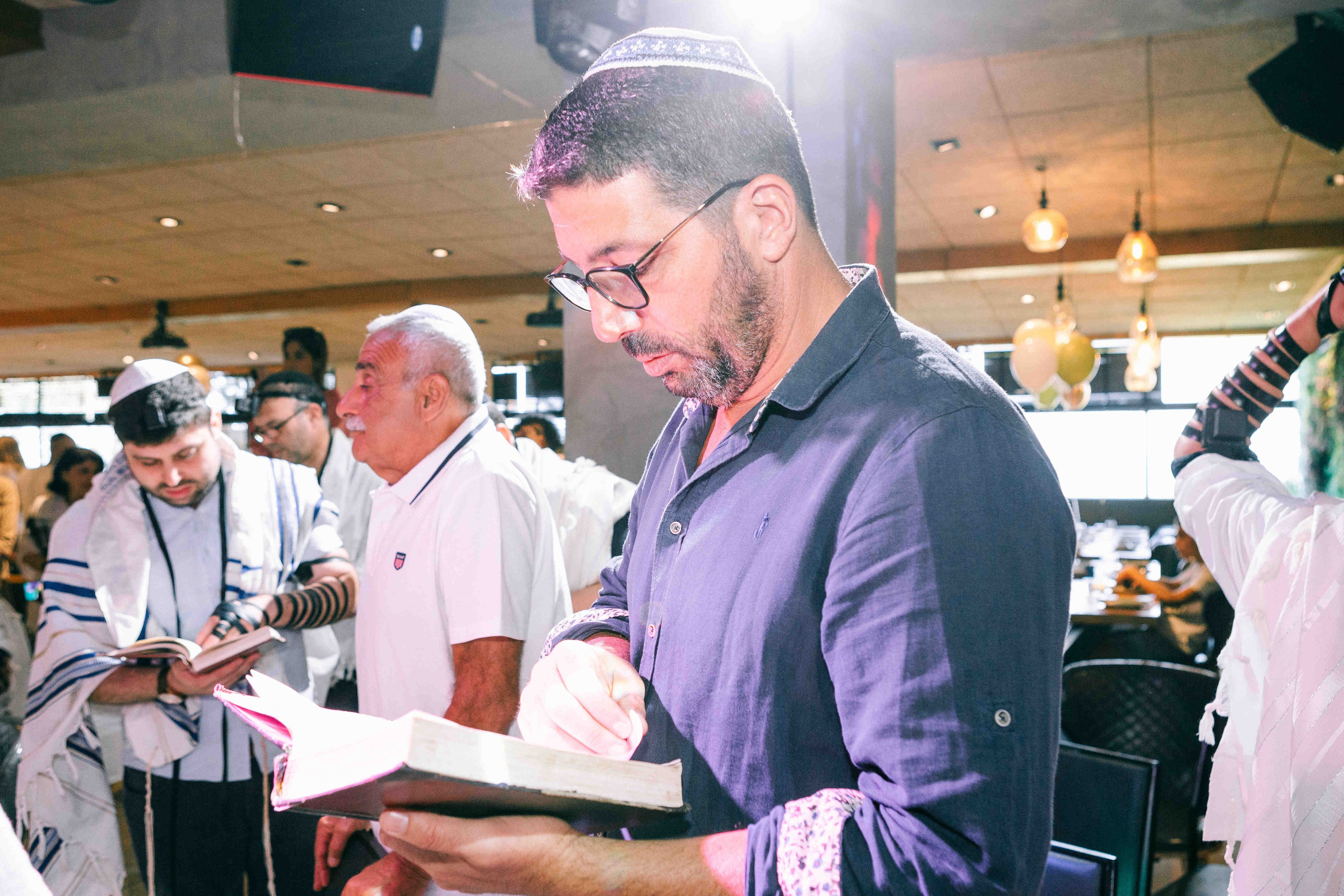 BAR MITZVAH IN A RESTAURANT (NETANYA). Https://shi-photo.com/