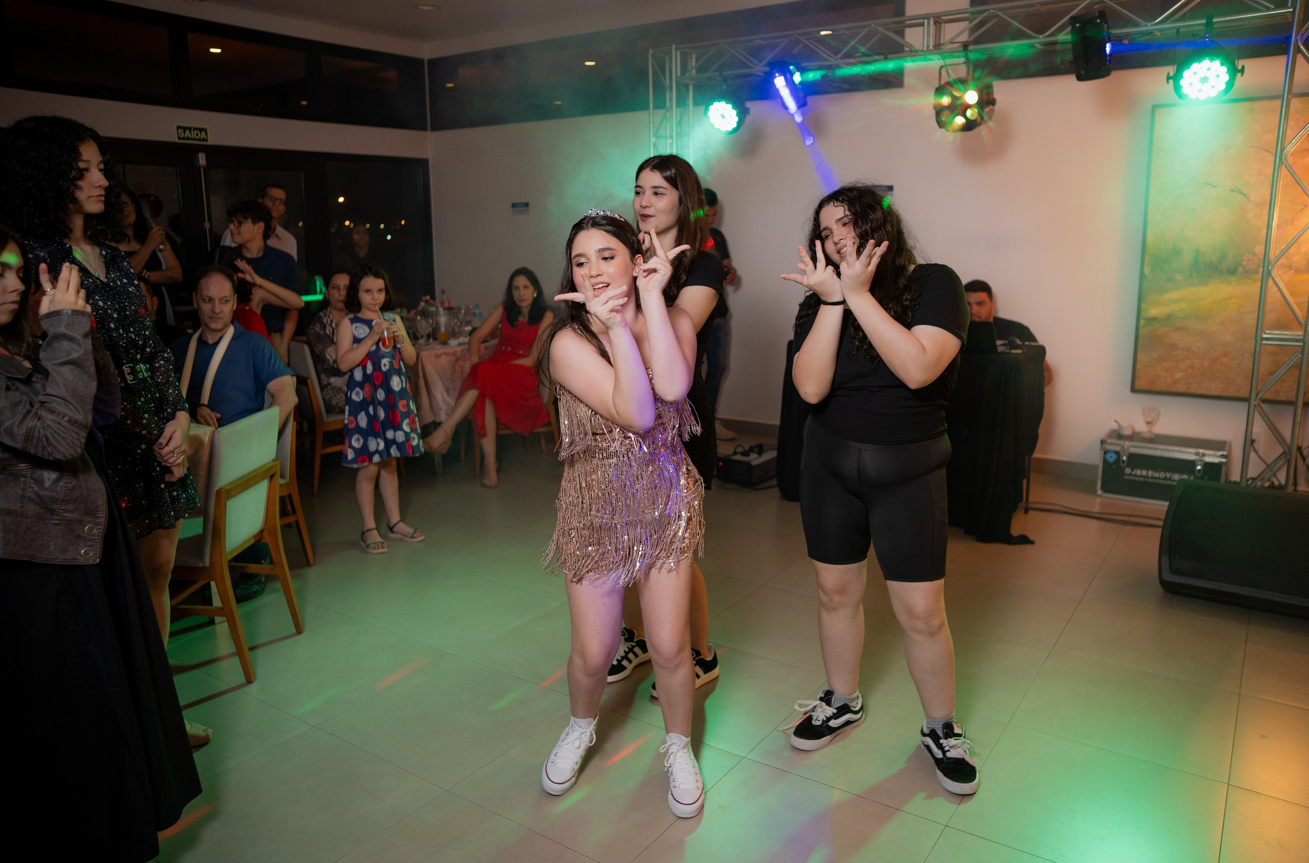 Maria Laura — Villa de León / Bauru SP. Robson Colaço