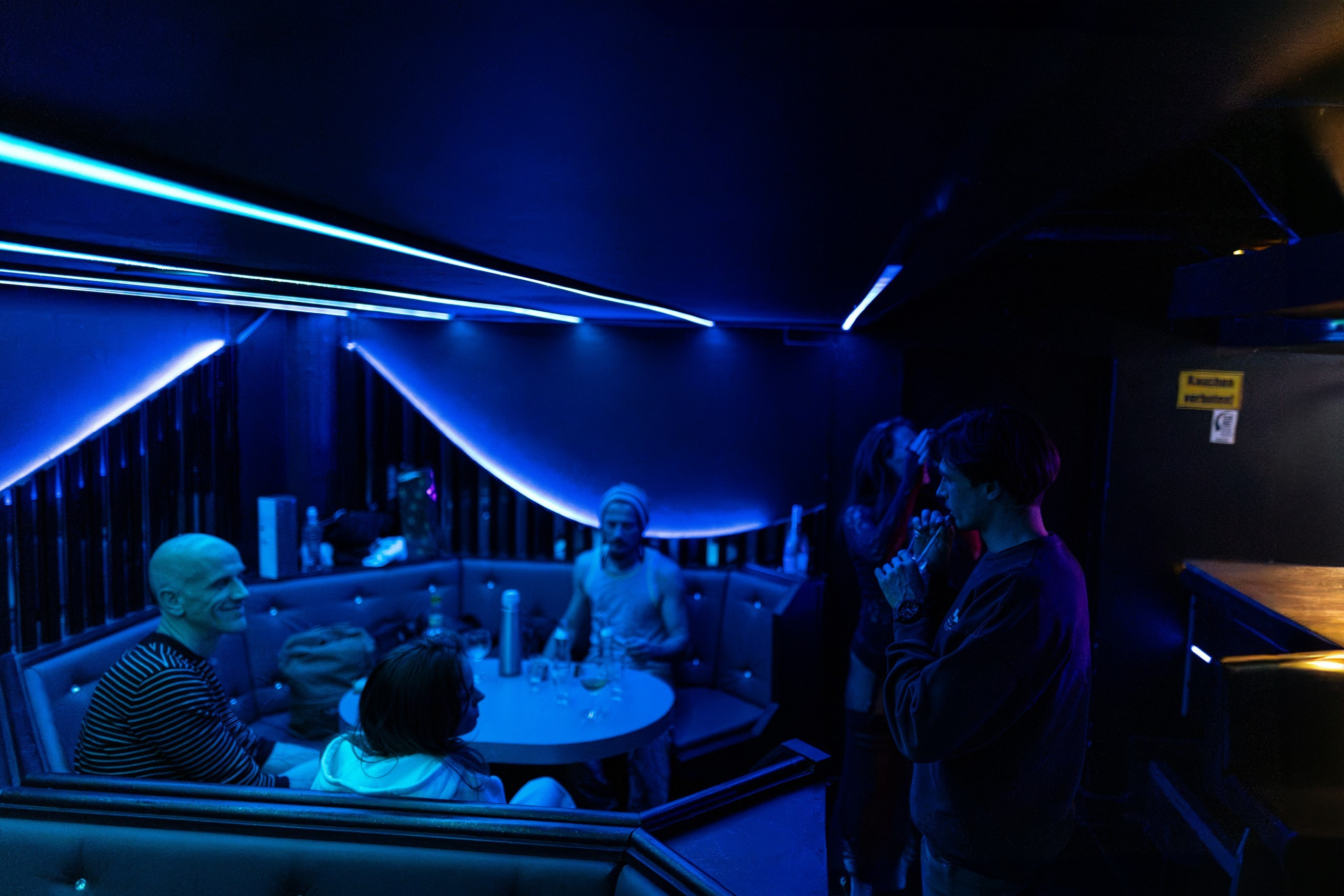 Nibirus People Techno Party Photography - 808Media. 808Media – Professionelle Foto- und Videografie für Restaurants, Hotels, Events und Hochzeiten in Innsbruck und Tirol