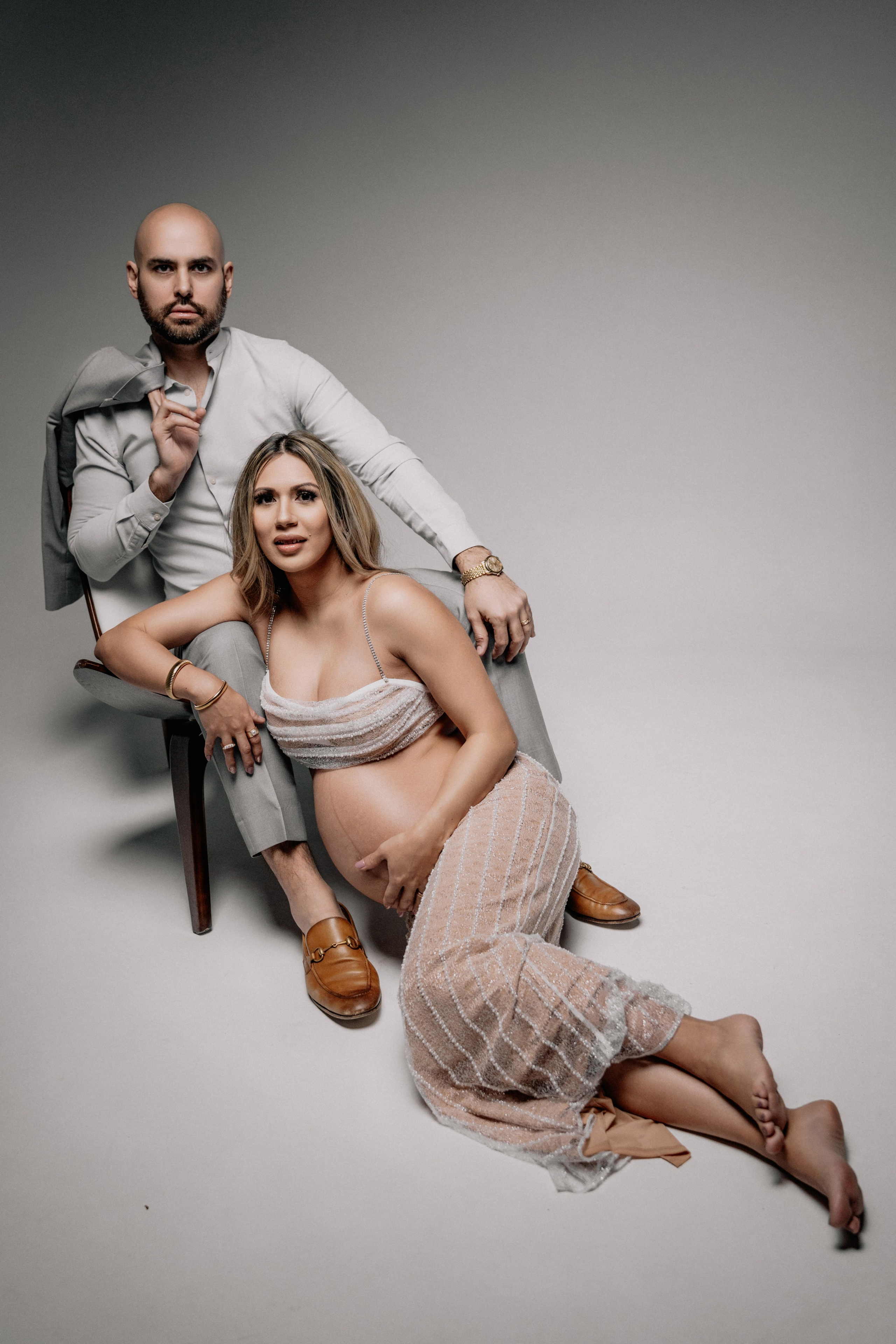 Elegant Maternity Photography – Artistic & Draped Fabric Studio Session. Alisa Tant — Family and newborn photographer Bucks County, Montgomery county, Philadelphia, NJ