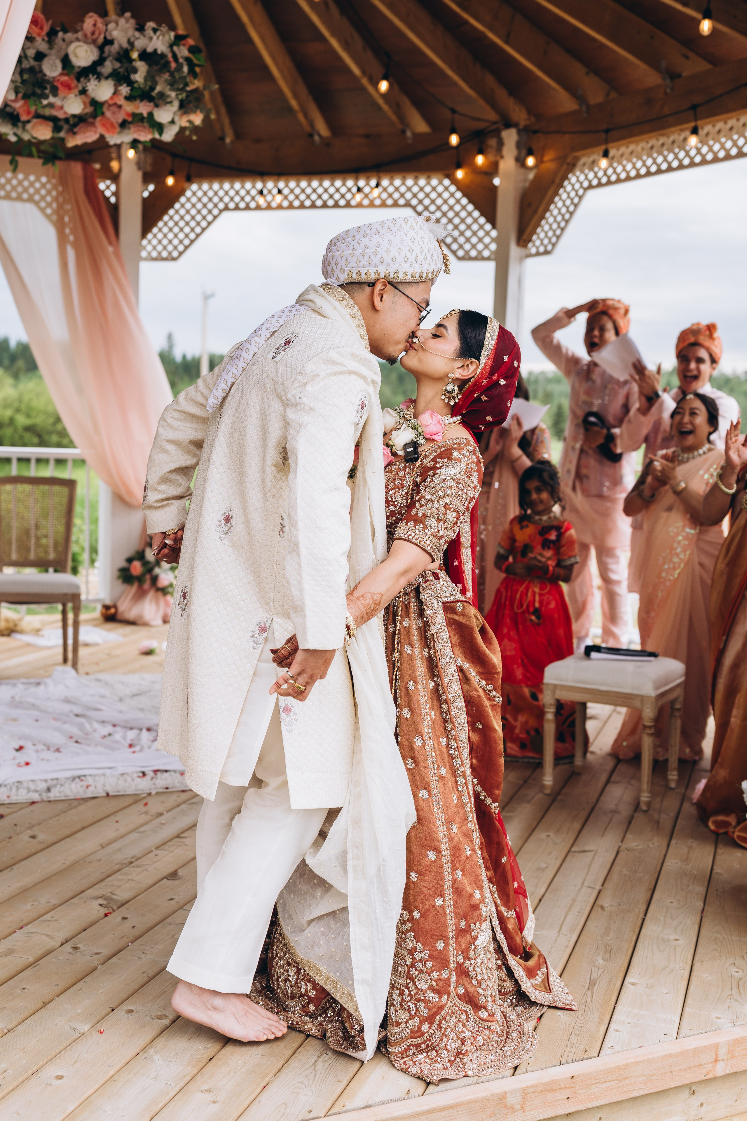 Jackie & Bindi. Calgary Wedding & Lifestyle Photographer — Yevhen Polishchuk