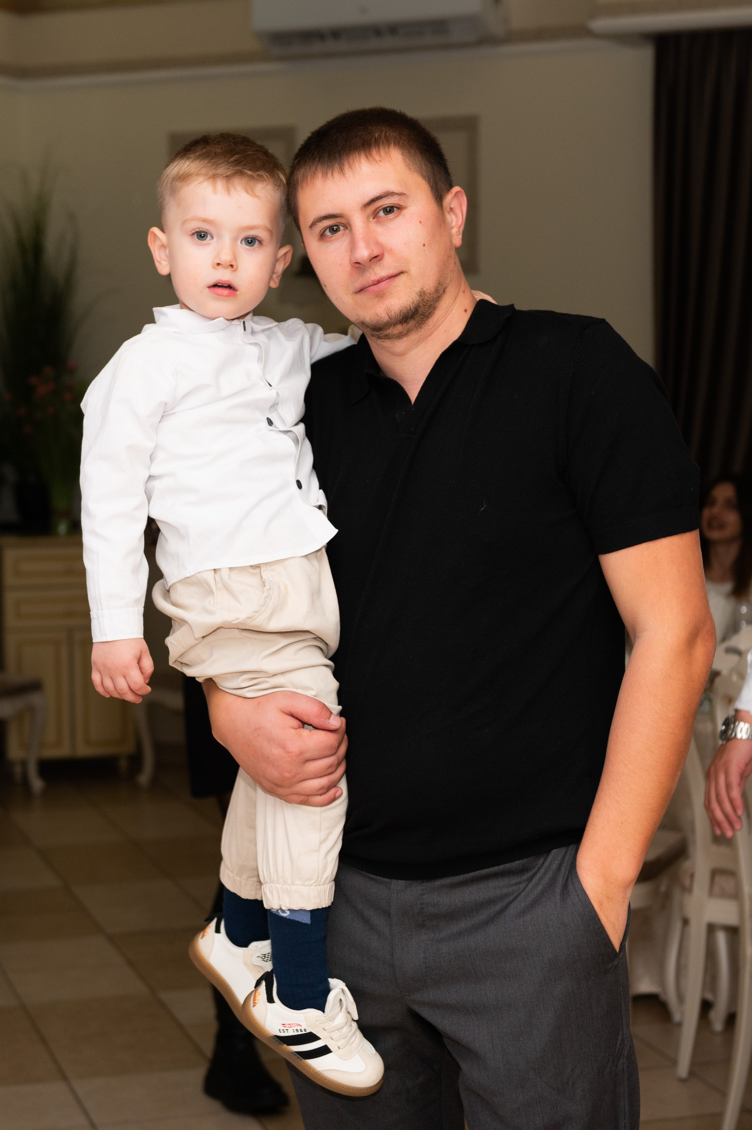 Botezul lui Elisei. Acasă