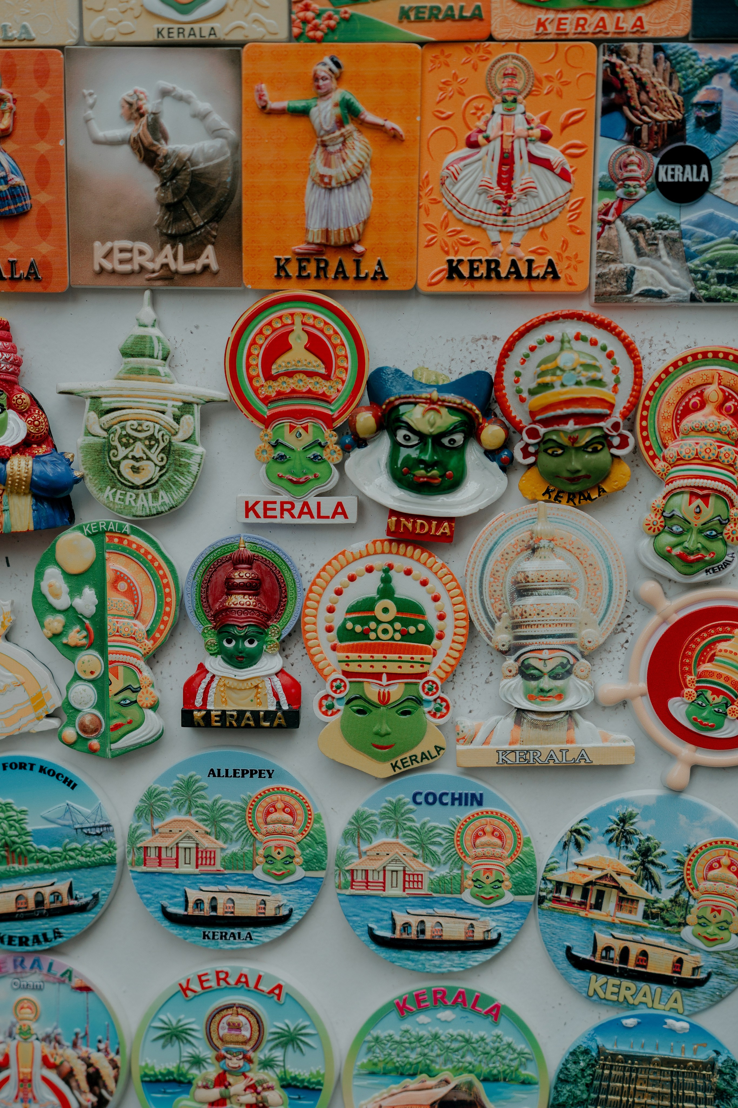 Street Romance! Ft. Naveen & Soniya. Fine art Wedding Photographers in India & Canada