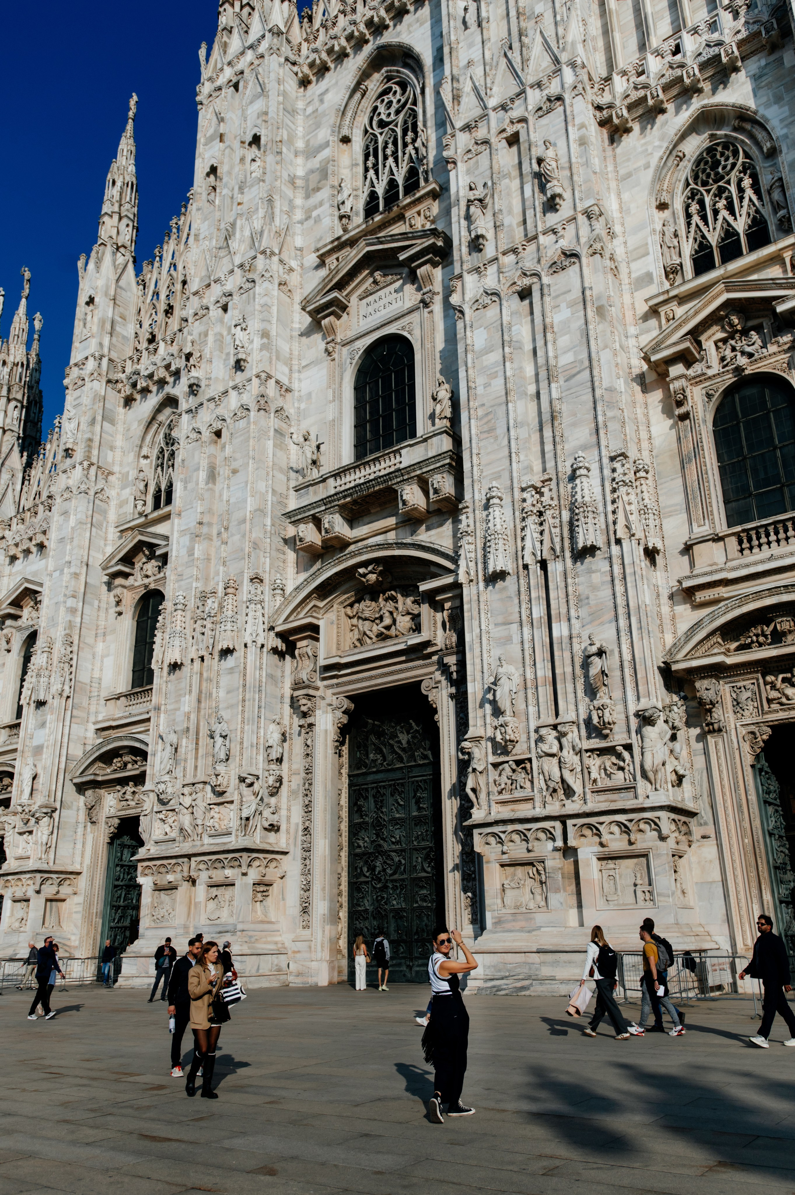 Milan, Autumn 🍂, Julia. Wedding photographer from Moldova Alexey Chipchiu
