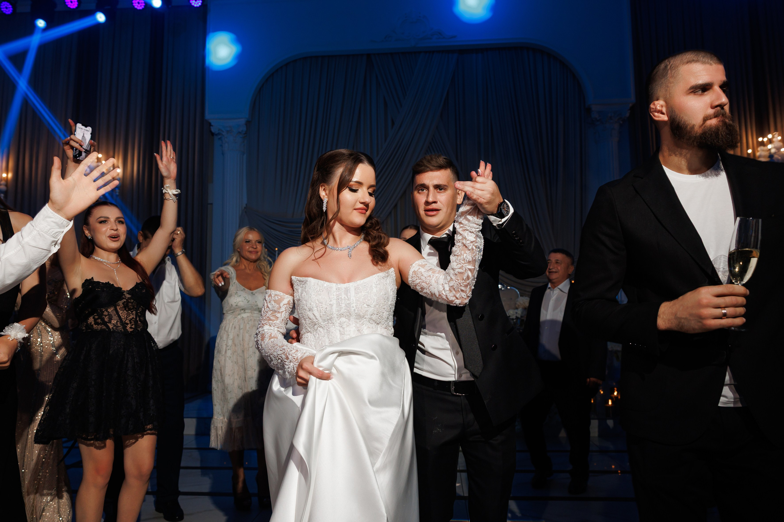 Fotograf nunta chisinau. Dinu Malancea. Dinumalancea.com — fotograf de nunta si familie. Moldova, Romania, UE