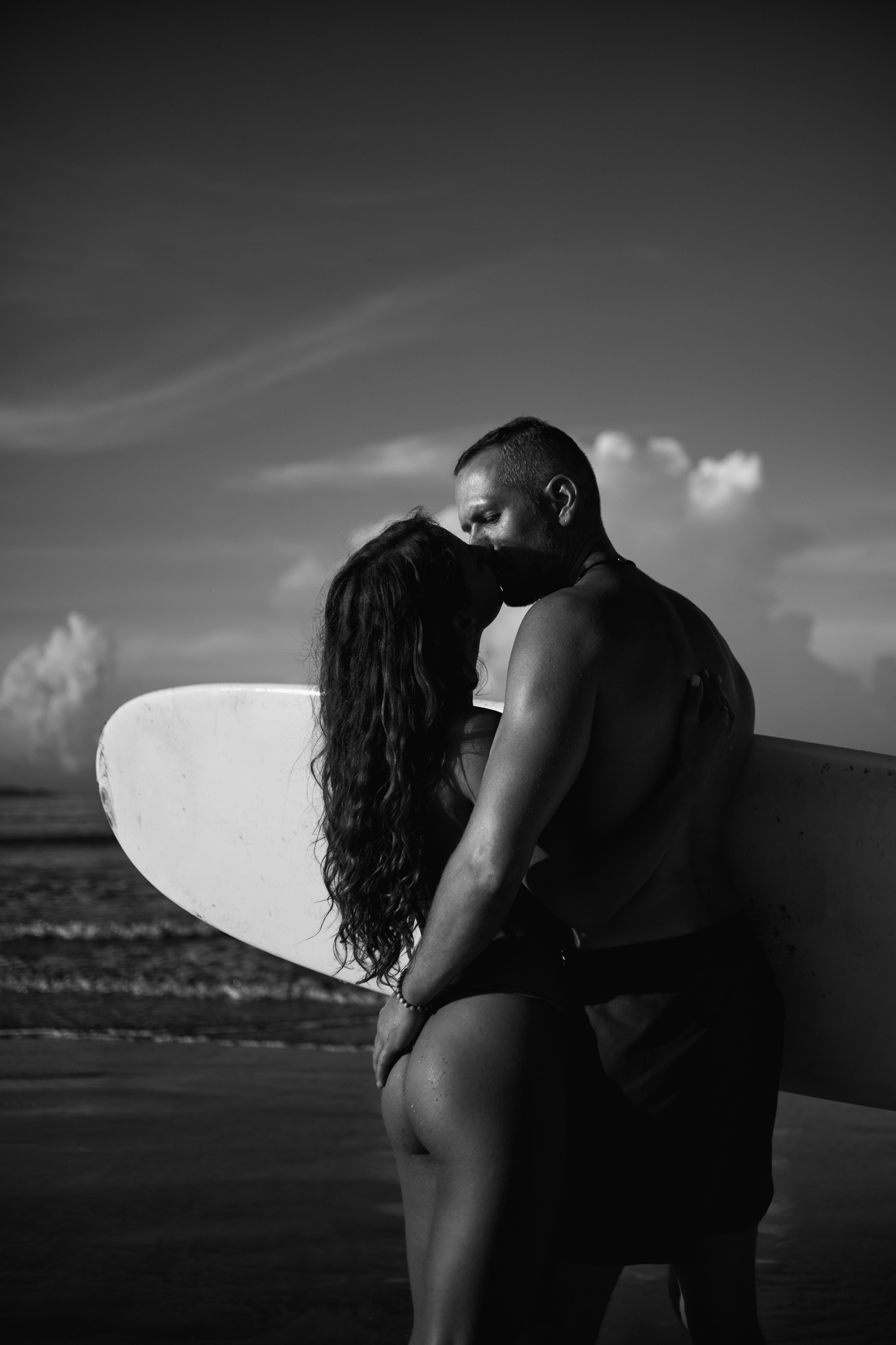 Surf couple | BW