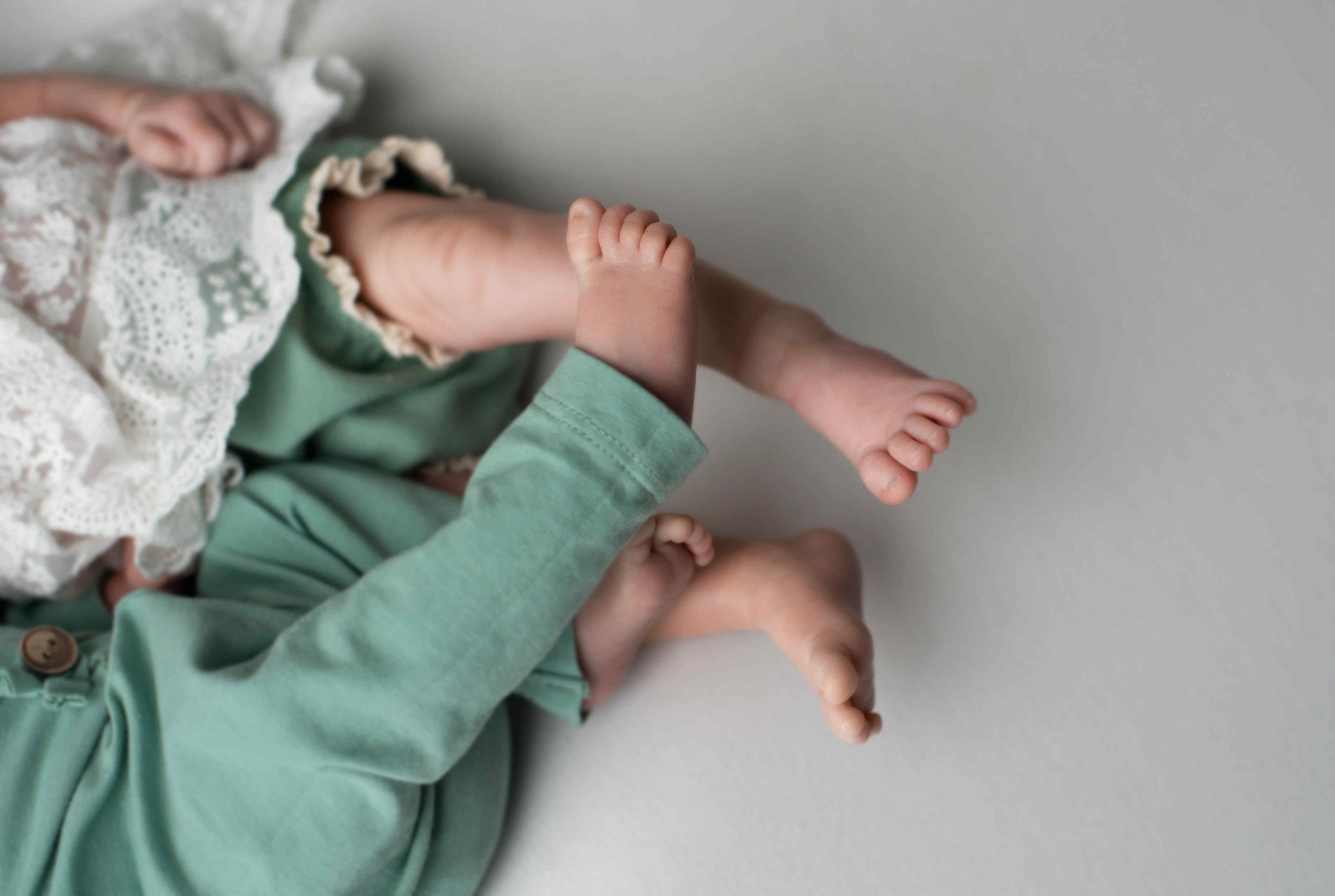 David Anastasia 21 day. Newborn, Maternity & Family Photographer in Charlotte, North Carolina | Arhipova Julia