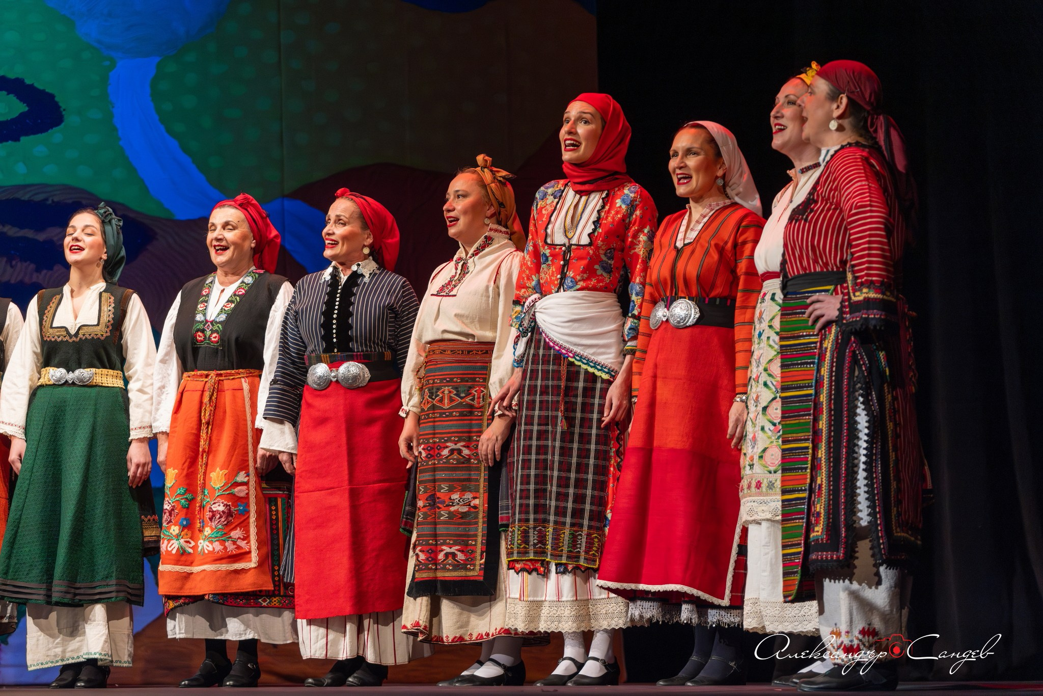 „Змейова сватба“, спектакъл на представителен ансамбъл „Шевица“ - 28.03.2026 -. Александър Сандев - website