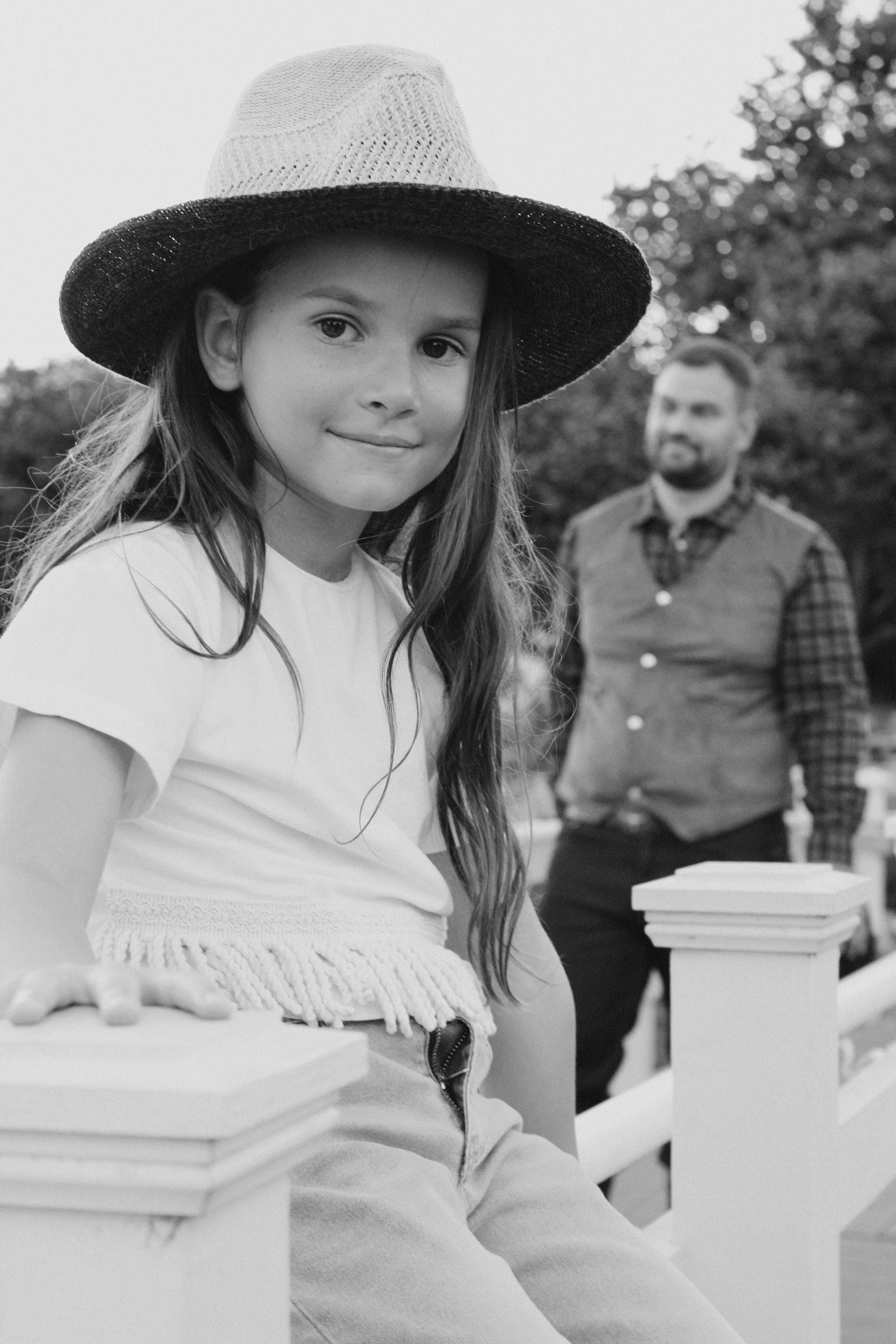 Texas Countryside Family Photoshoot in Cowboy Style. Lana Petrychenko — Portrait & Family Photographer. Valencia, Spain