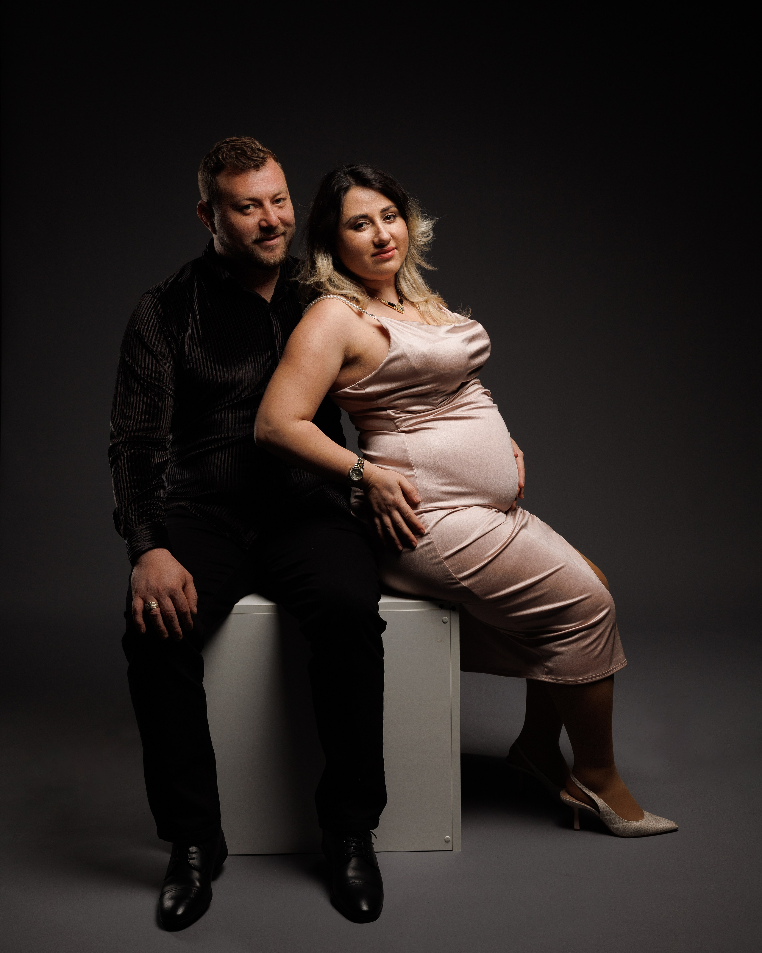 Maternity. Https://valeriubriciuc.com/