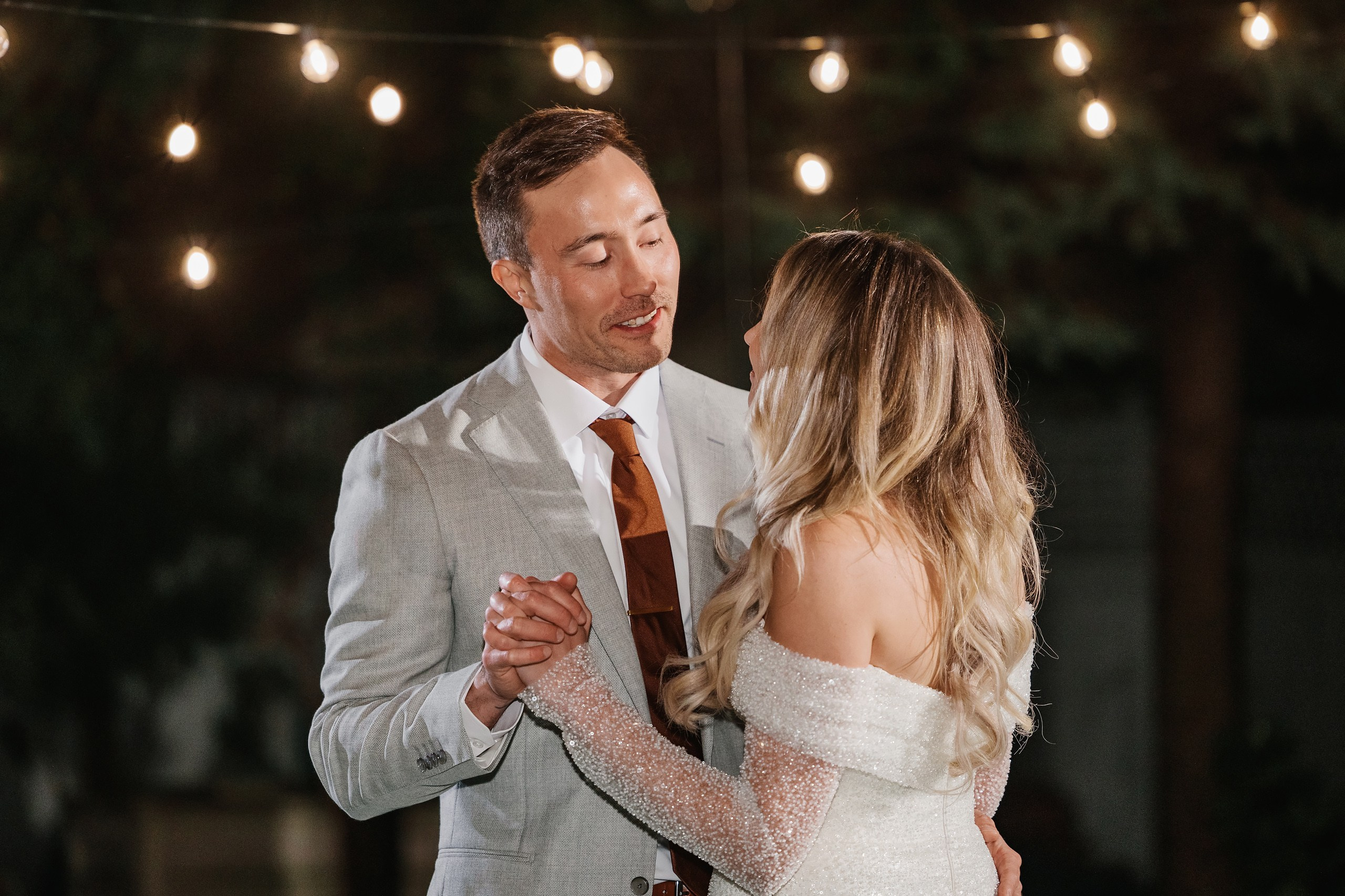 10.08.2023 Wedding. Wedding family event photographer in Chicago Nick Yushevich