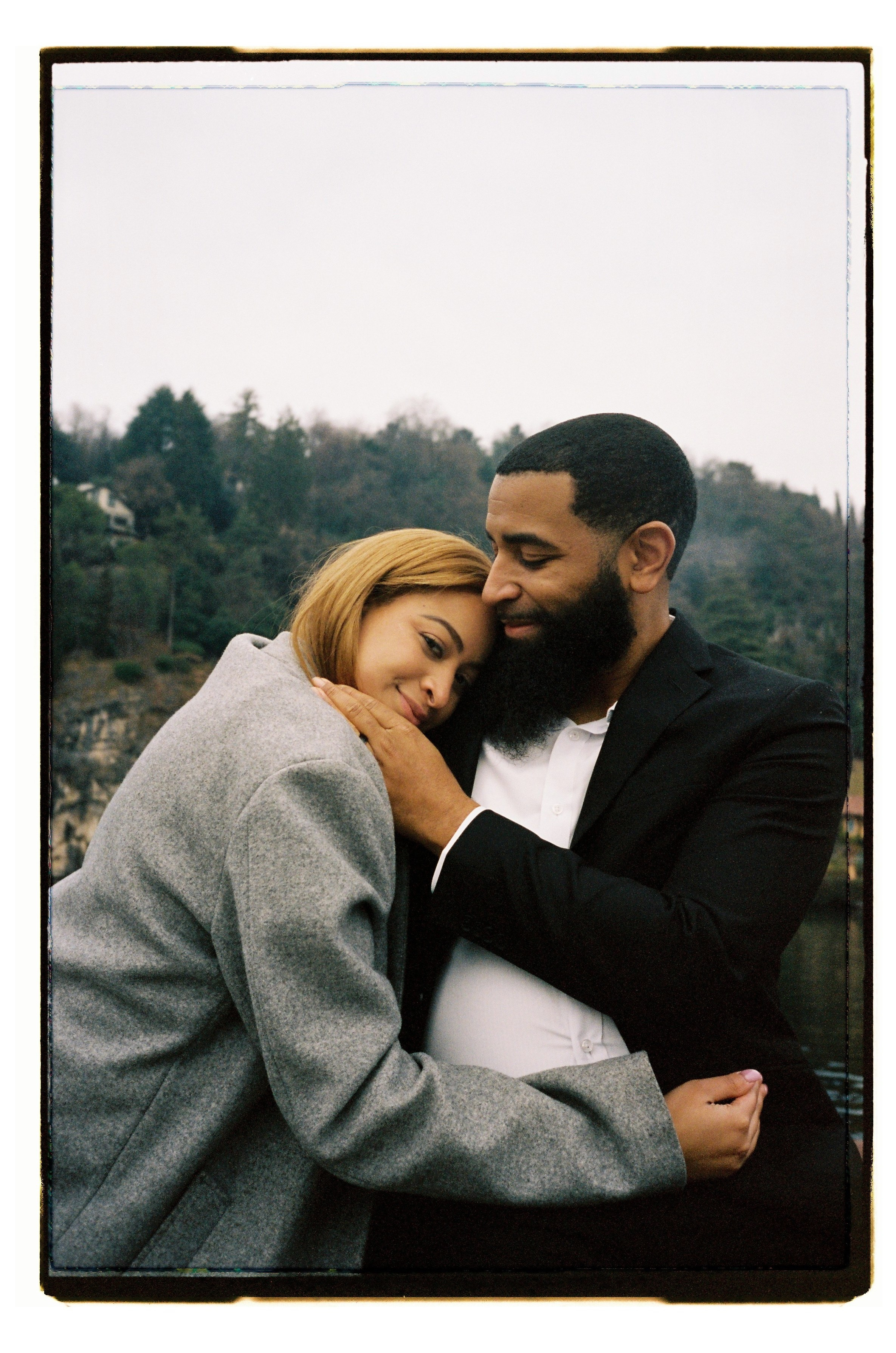 Lake Como Elopement | Sneak Peek. Wedding photographer in Italy