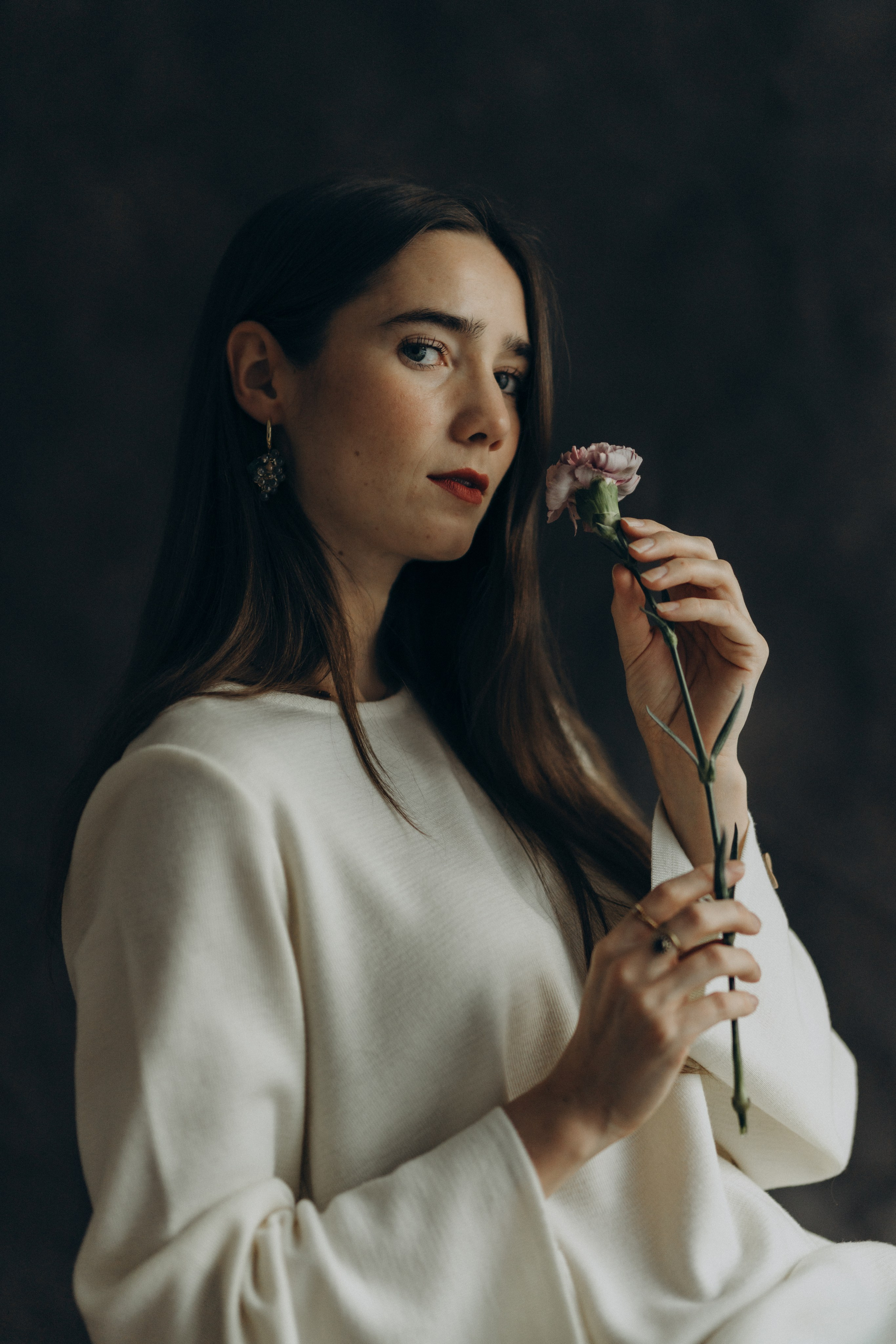 Linnea Leino, actres. Wedding and potrait photographer in Helsinki Vickan O