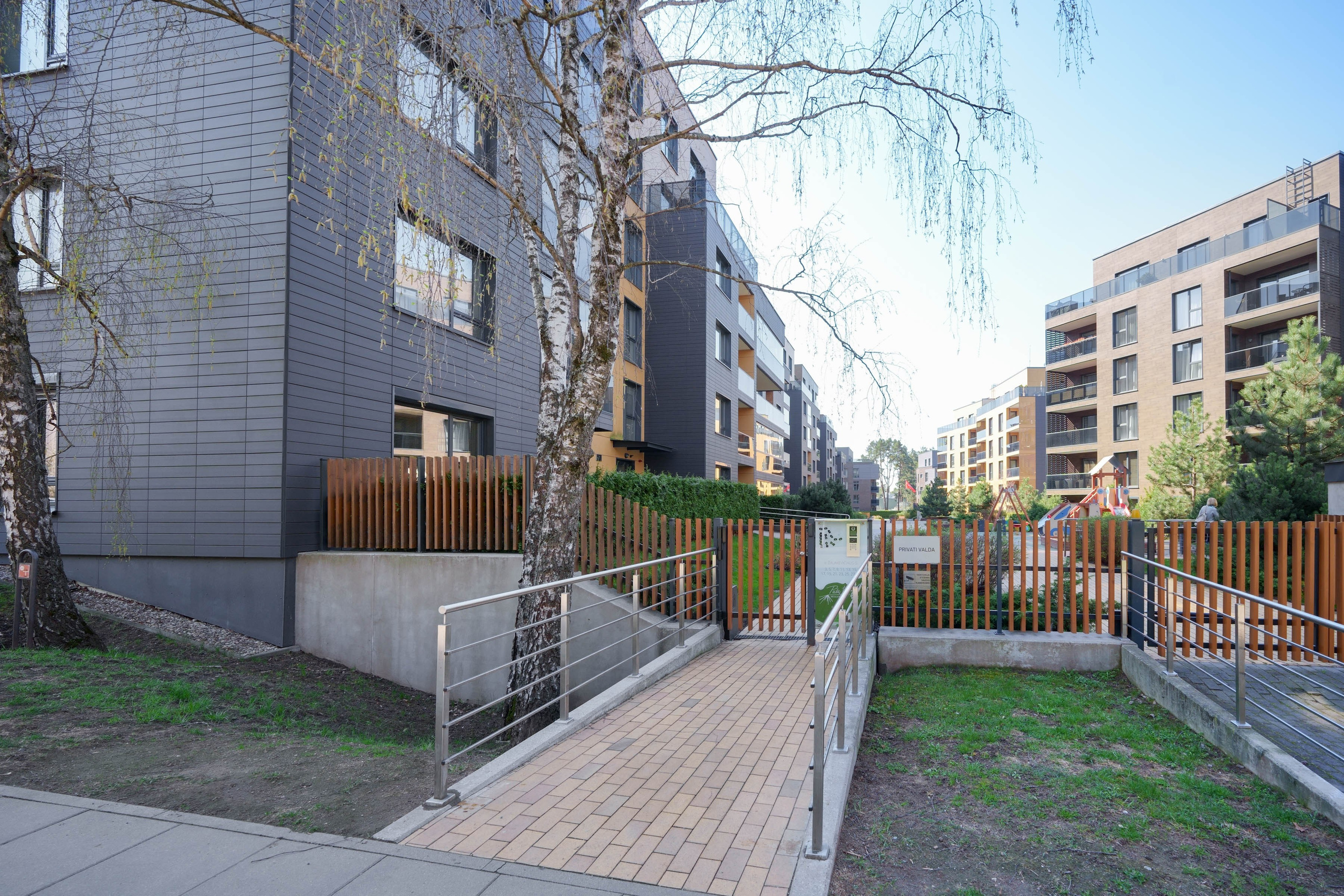 Zalakevičiaus g. 21. Elina Sapiega fotografė Vilniuje