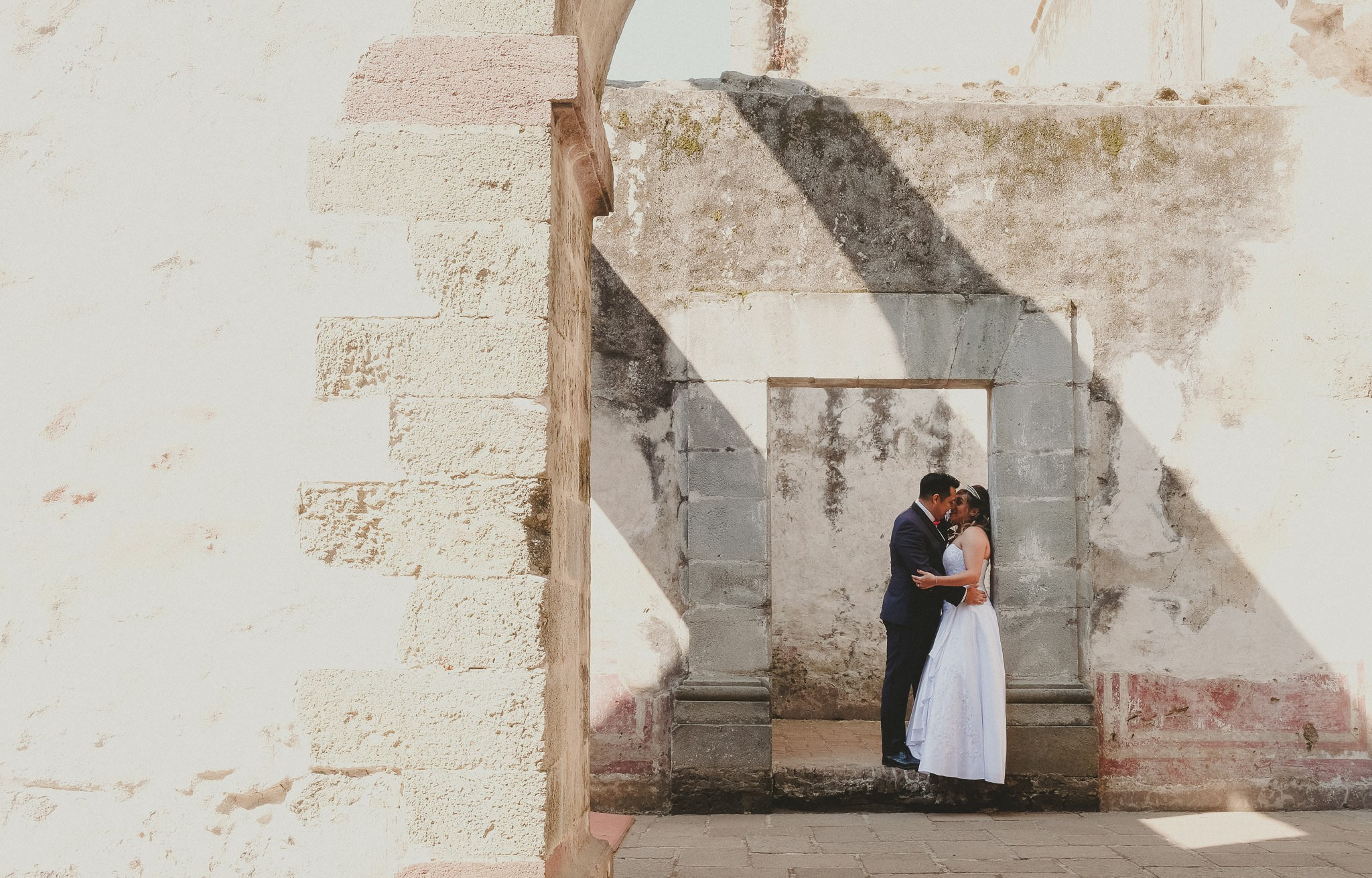 Itzel & Adrian. Wedding and family photographer in Mexico City