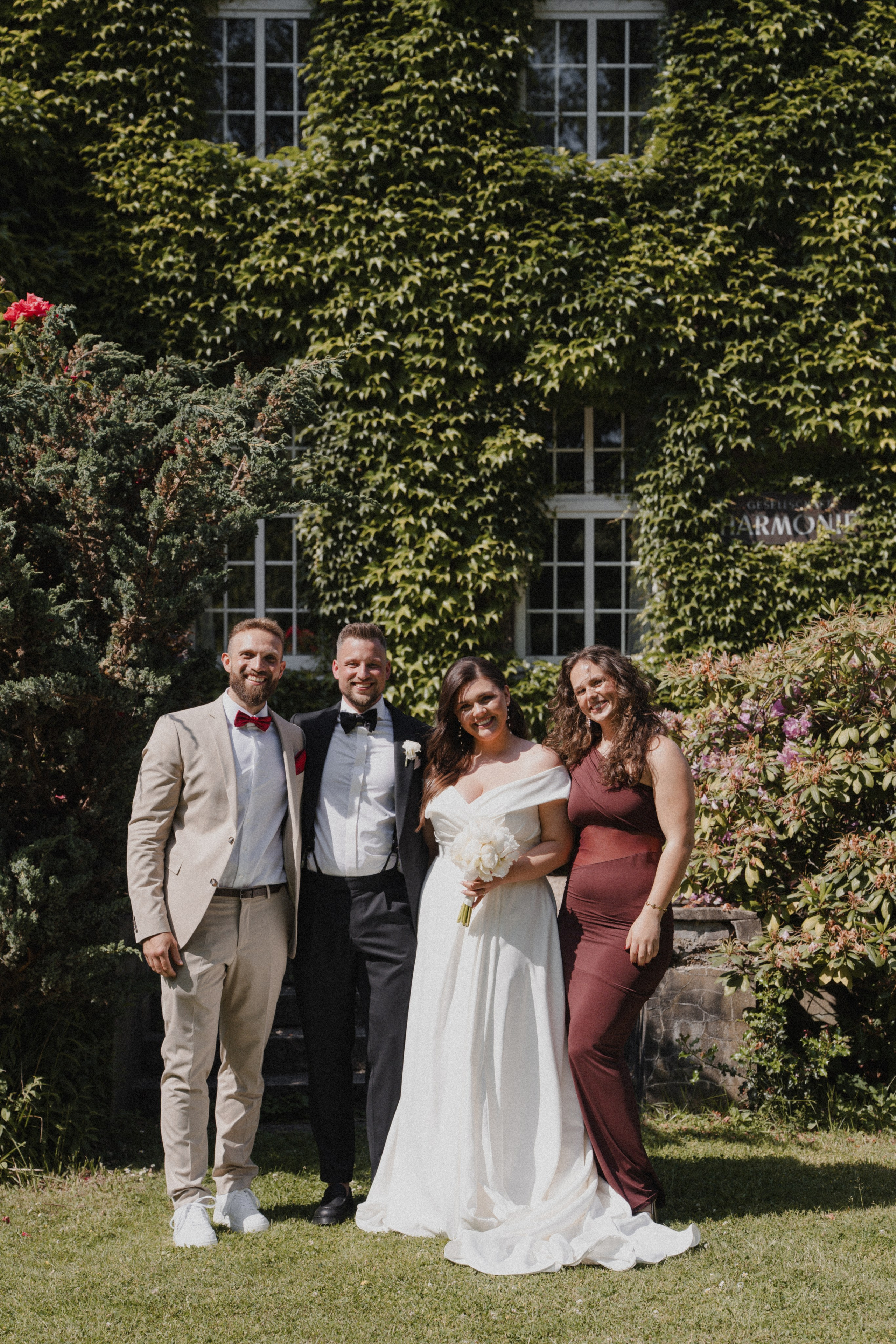 Jessica & Felix I Gesellschaft Harmonie Bochum. Hochzeitsfotografin Bochum | Halyna Reiche Fotografie NRW