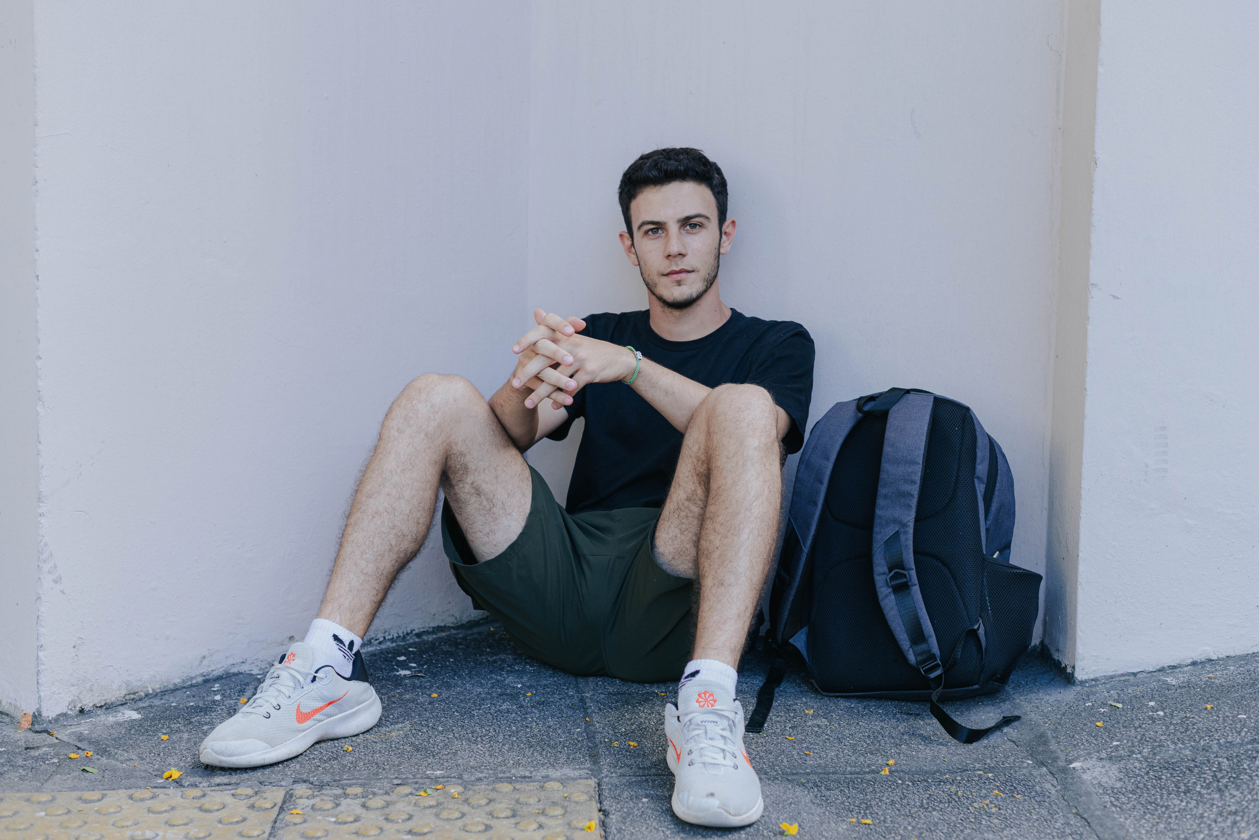 Docdocdoc. 15 strangers. Photographer @elmirkami in the city of Buenos Aires