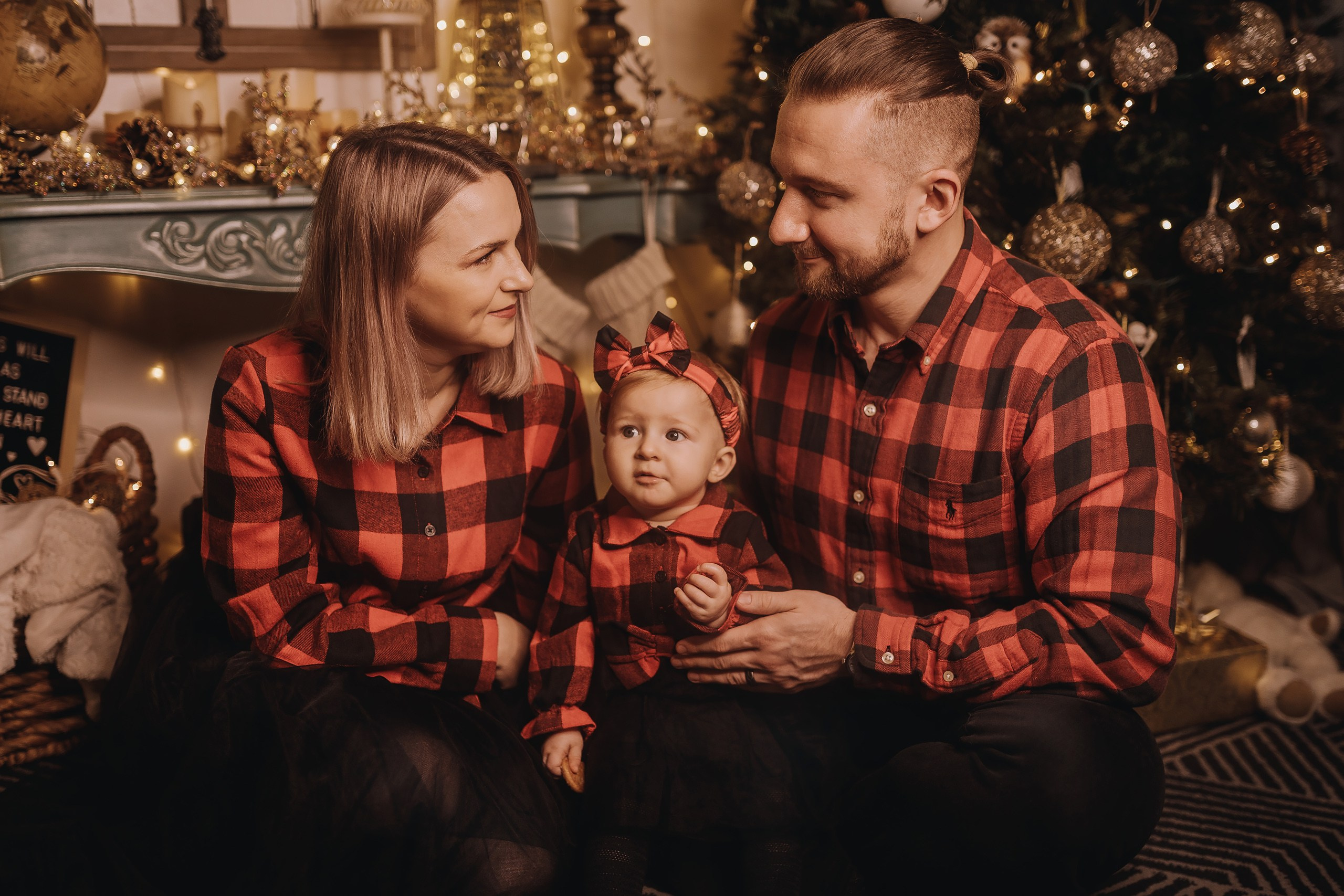 25.11.2023 Christmas Photoshoot 1. Wedding family event photographer in Chicago Nick Yushevich